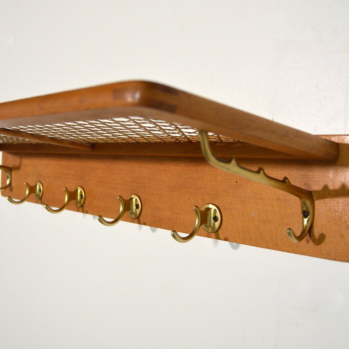 Coats door with vintage 50s cannage