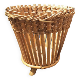 Wastepaper basket