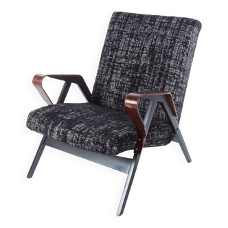 Paire de fauteuils vintage par Frantisek Jirak