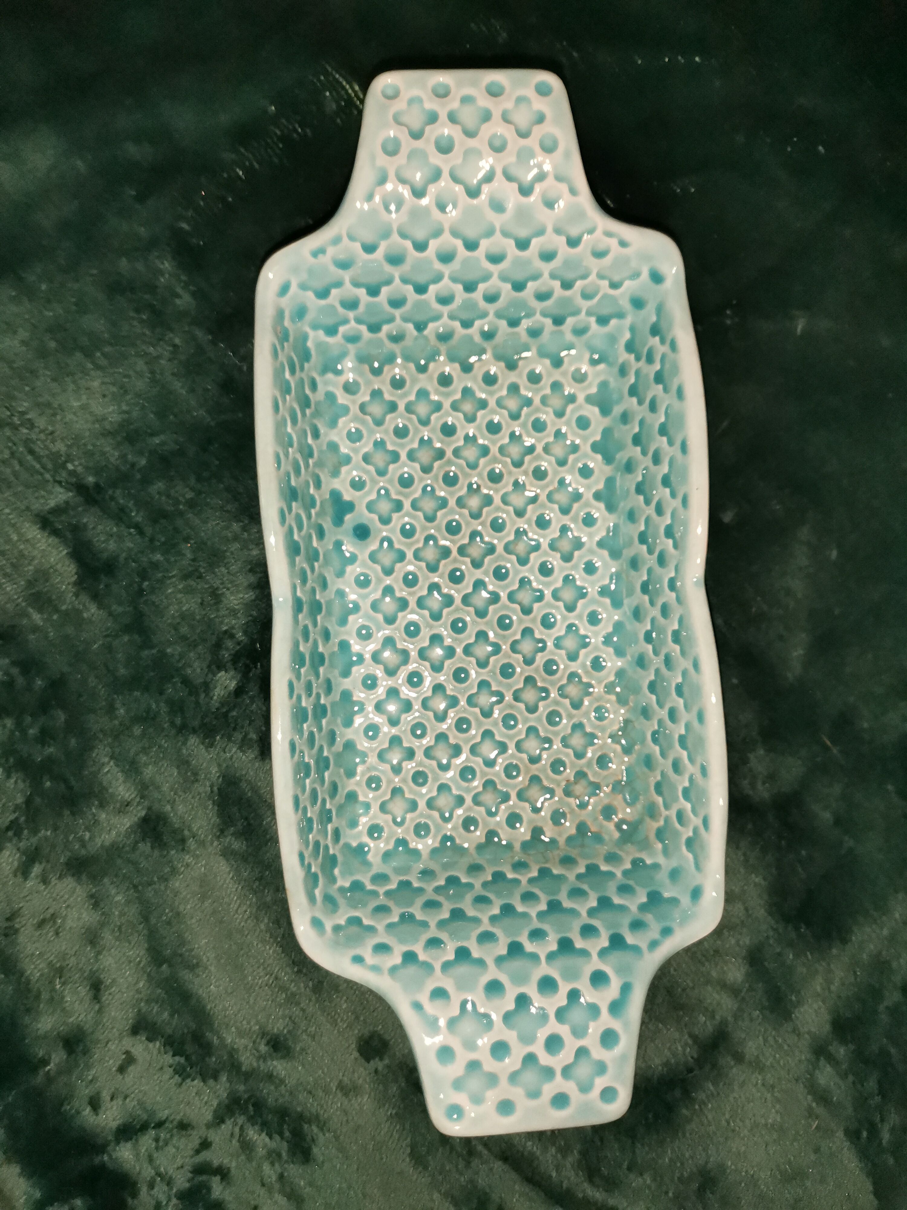 Empty pocket, blue Digoin soap holder