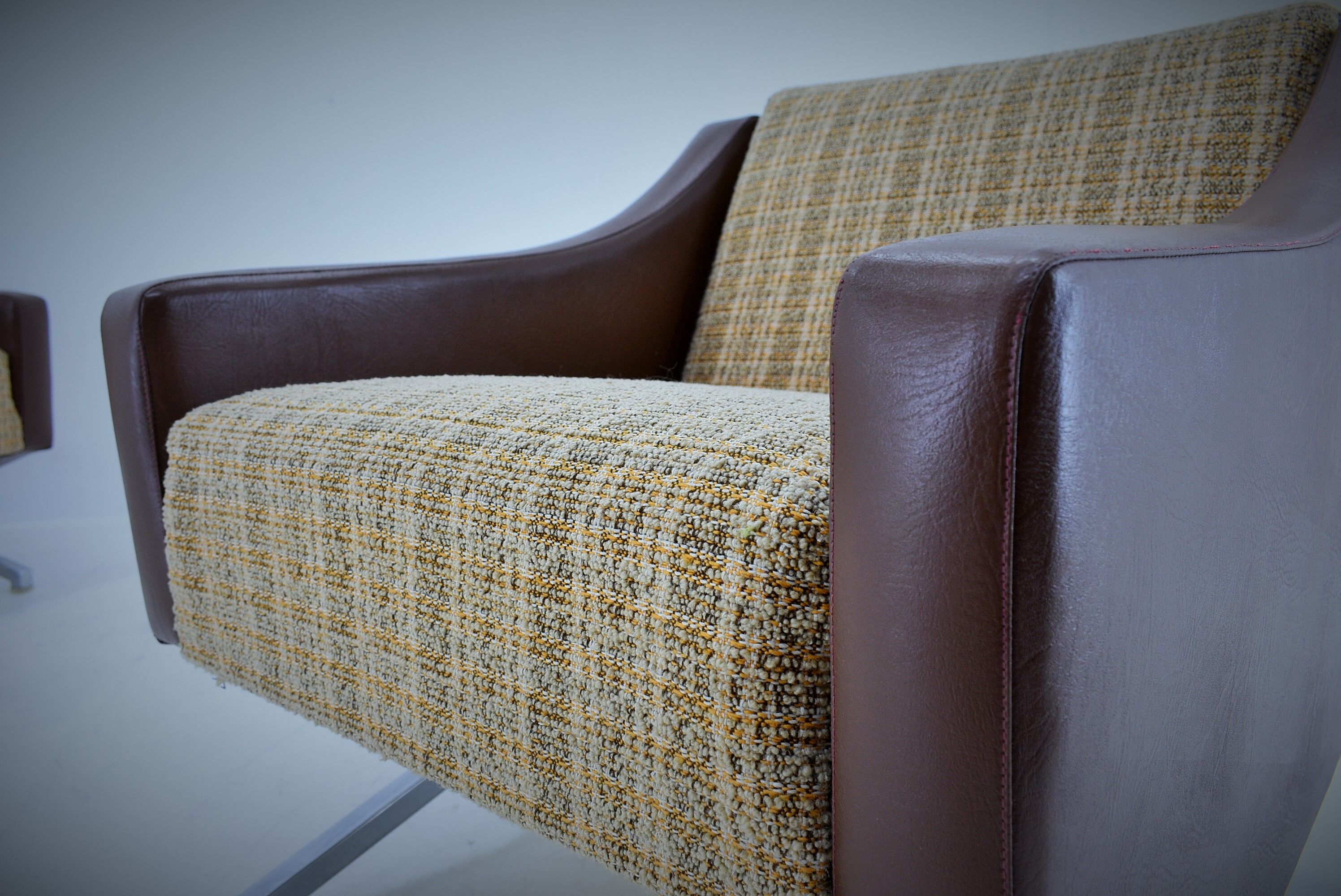 1960s pair of italian armchairs