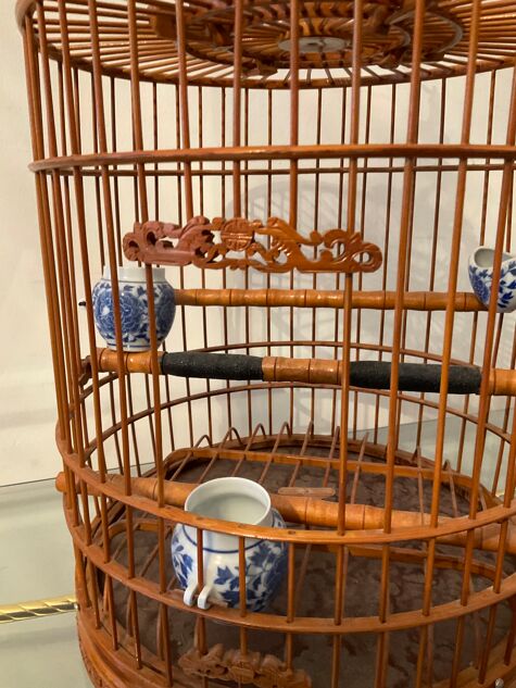 Ancienne cage à oiseaux en bois et rotin