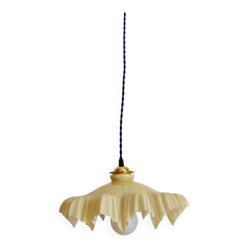 Suspension en verre jaune drapé art déco