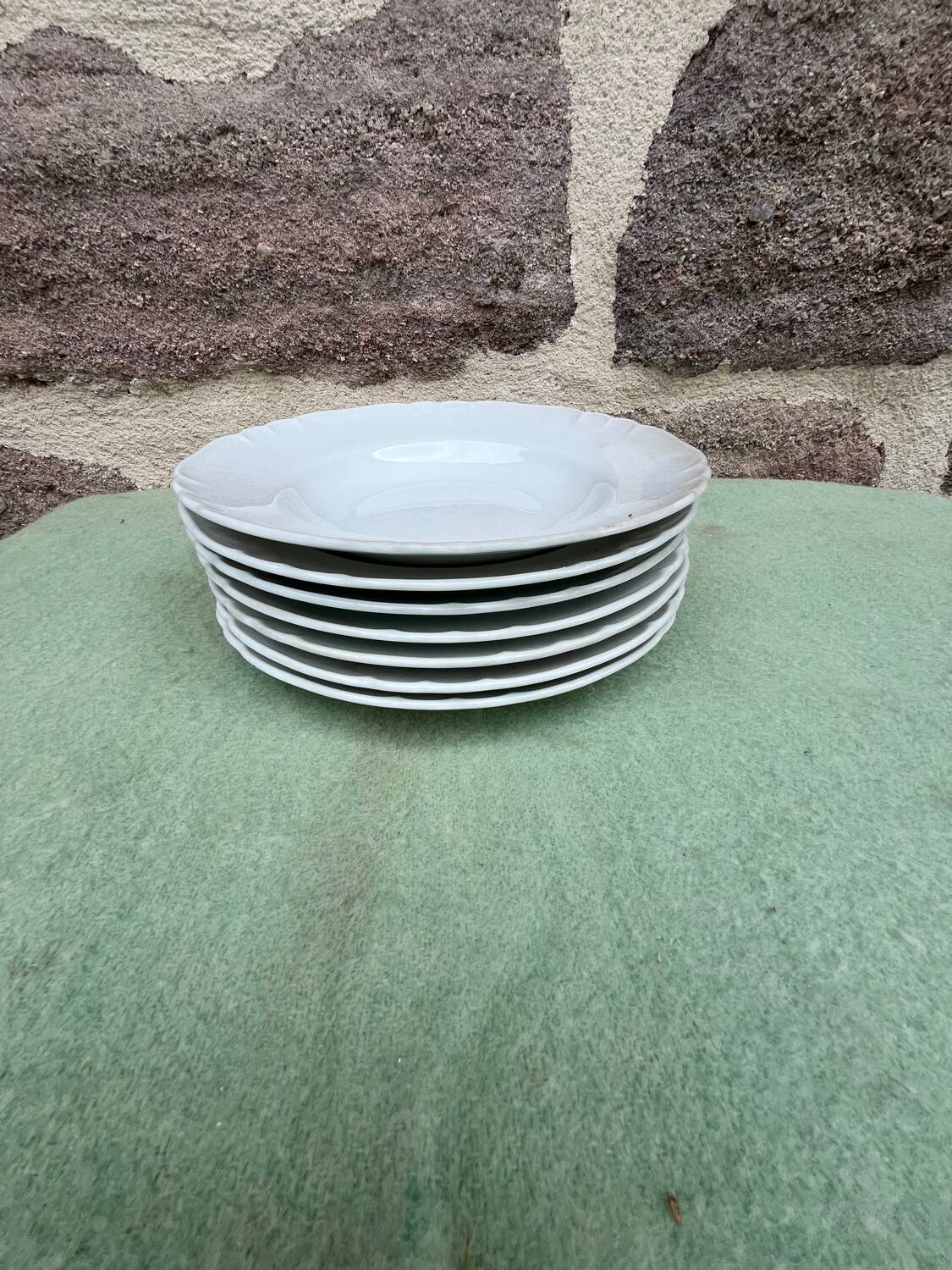 Honourable deep plates