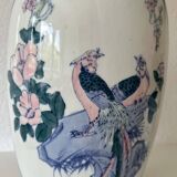 Chinese porcelain vase