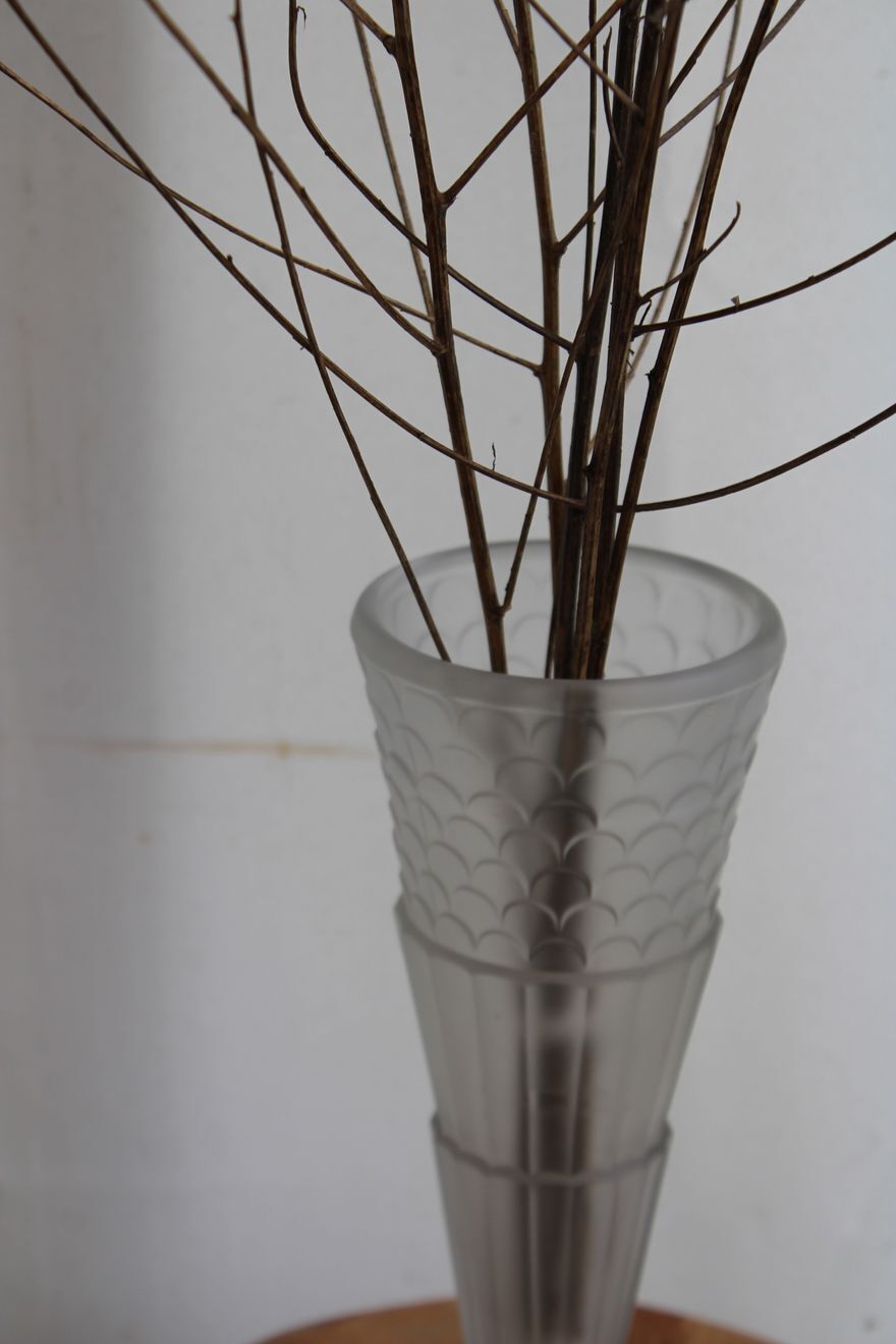 Glass vase