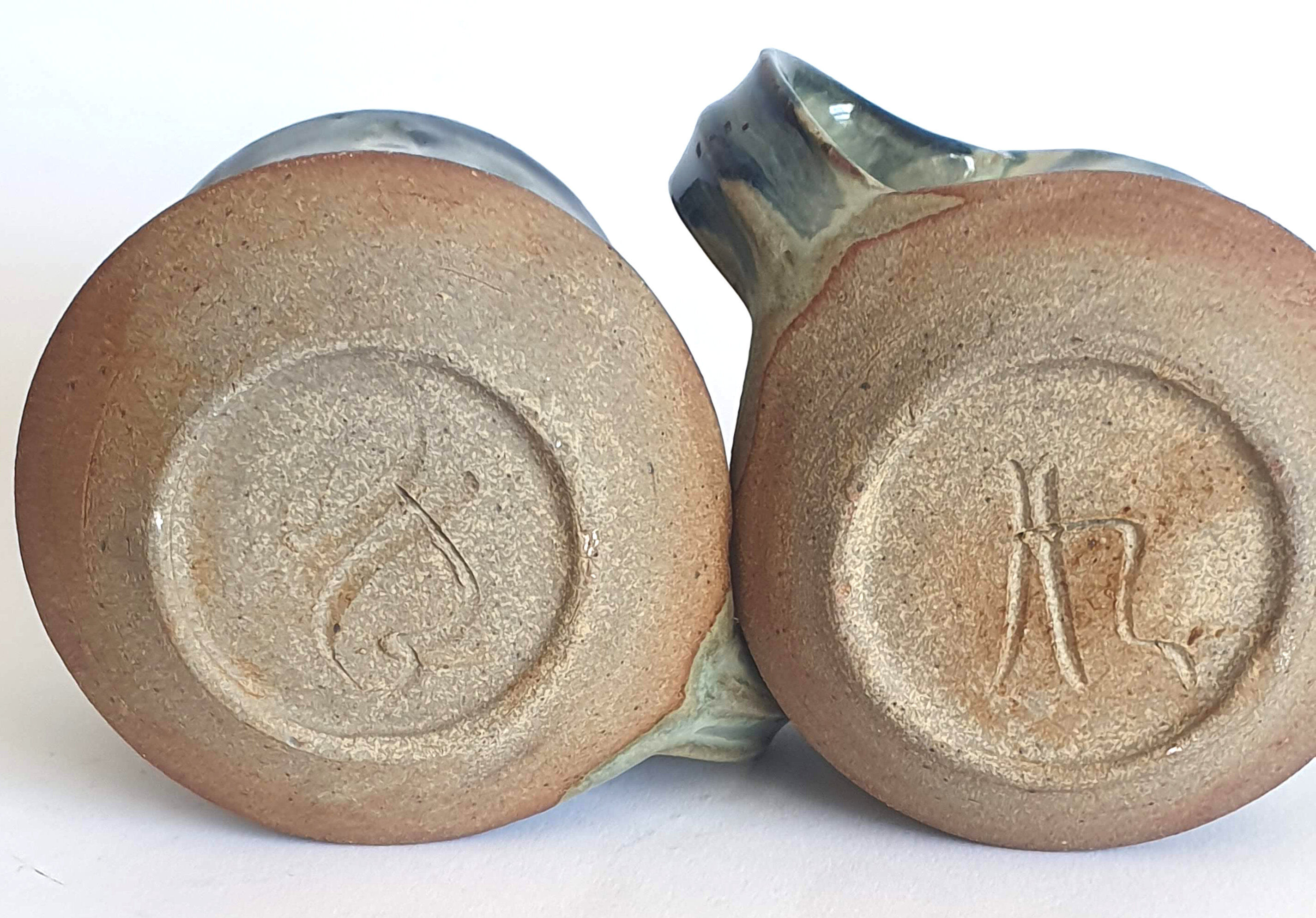 Duo of sandstone cups from Puisaye