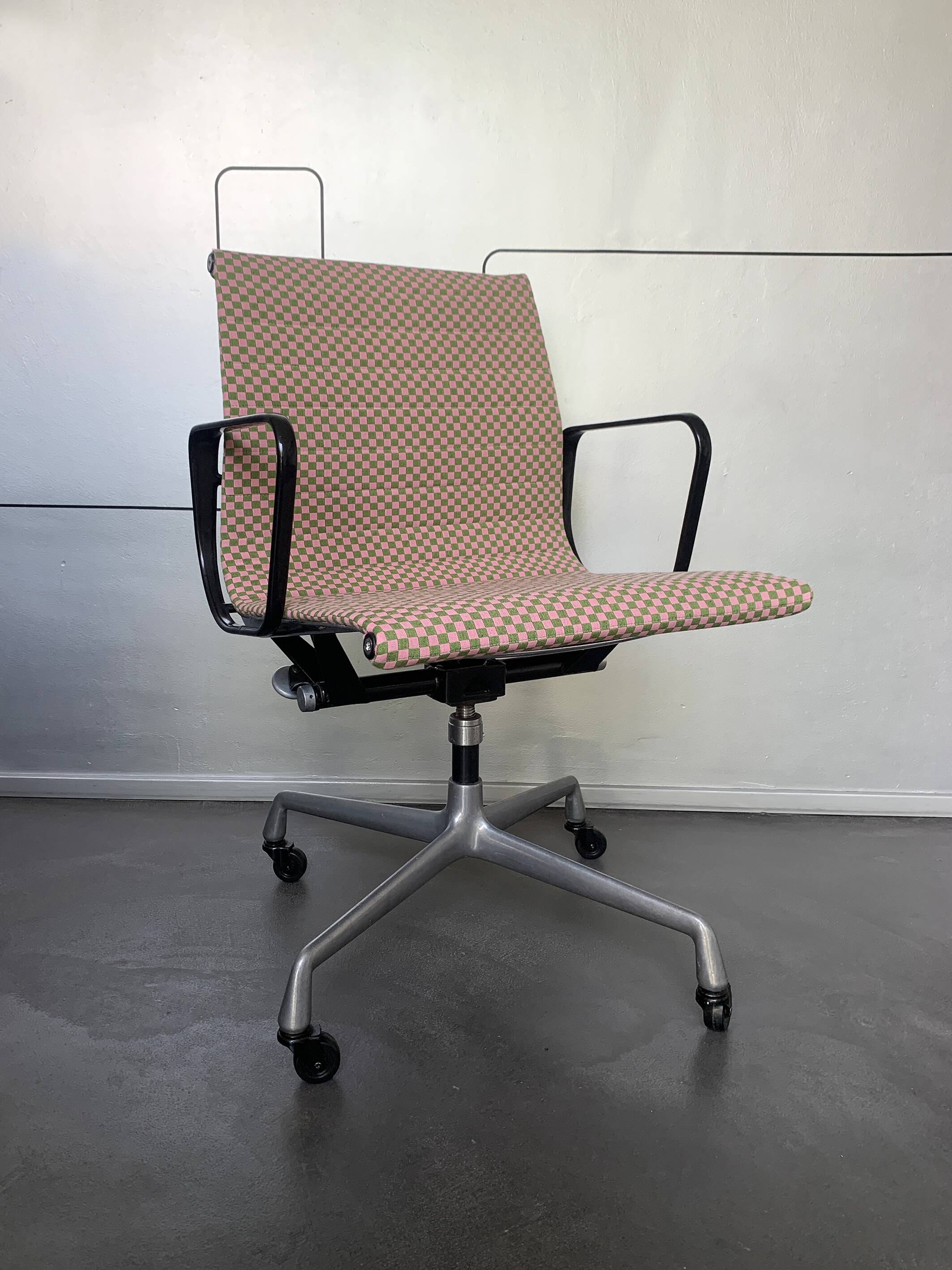 Eames EA117 Herman Miller office chair 1960 Alexander Girard fabric