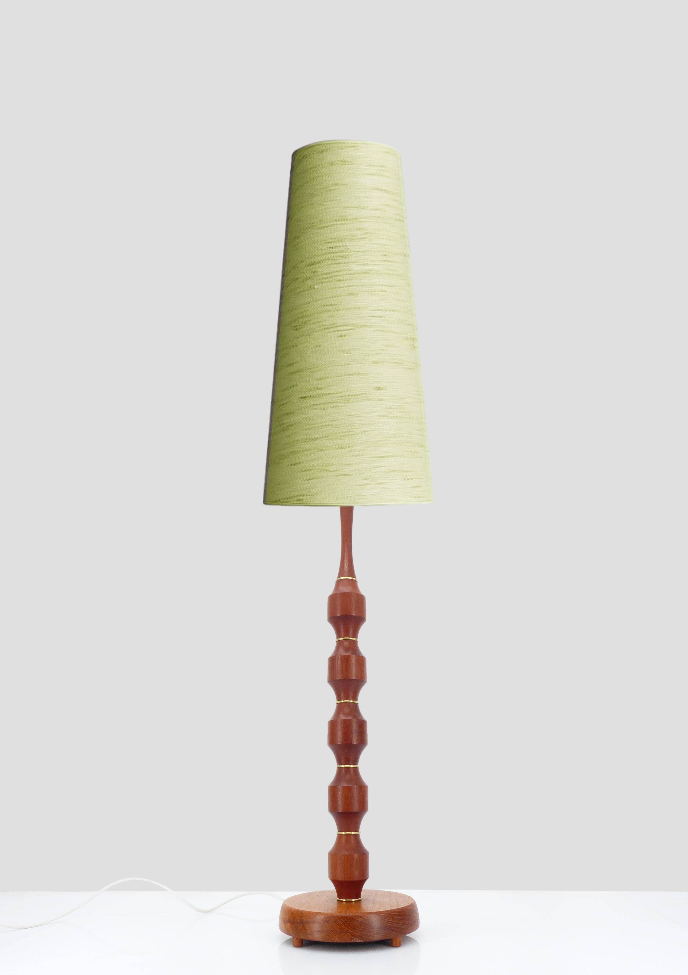 Scandinavian teak floor lamp base, Möllers Armaturfabrik 1960