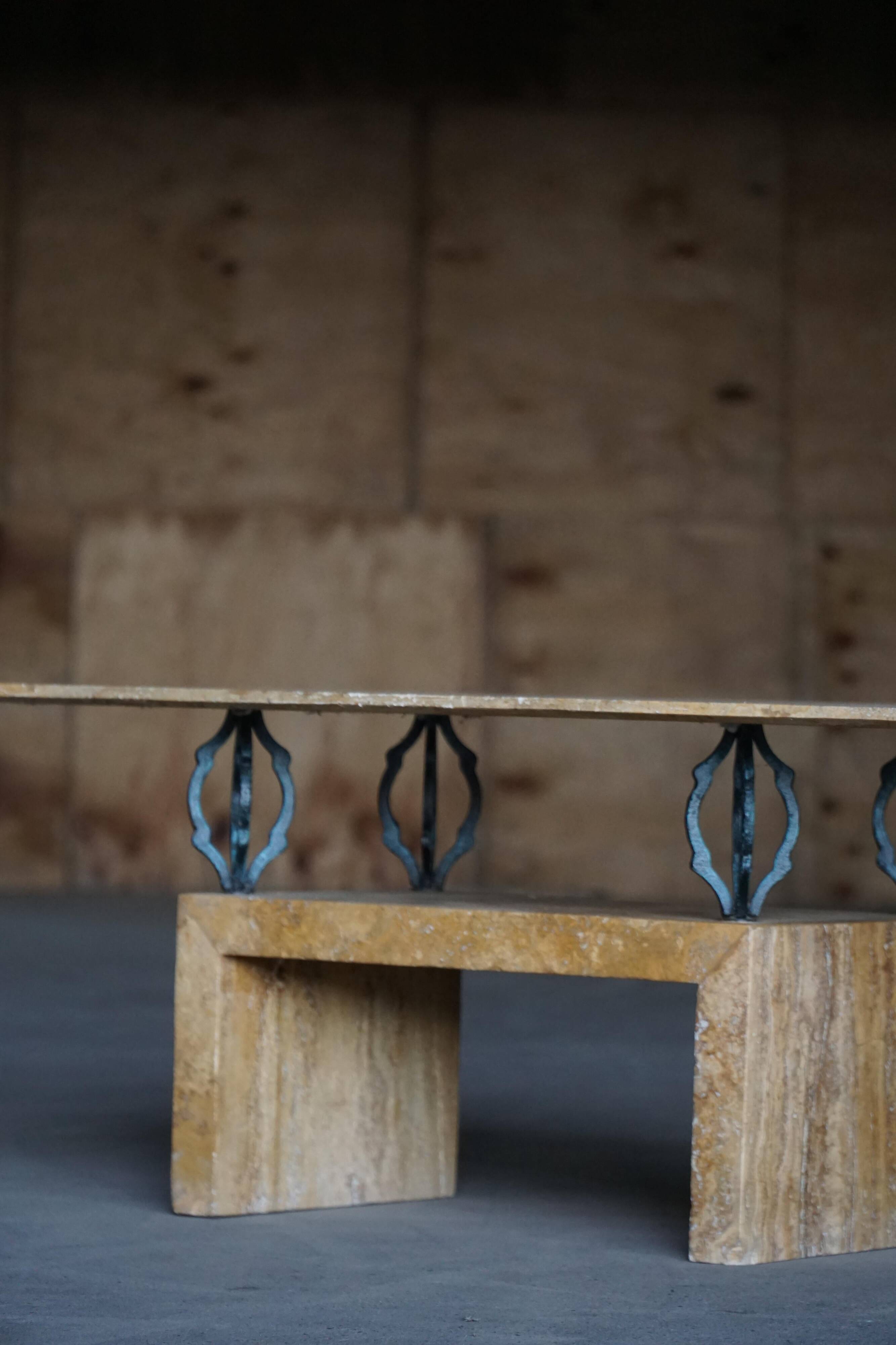 Mid-century rectangular marble coffee table, made in Italy, 1970s.