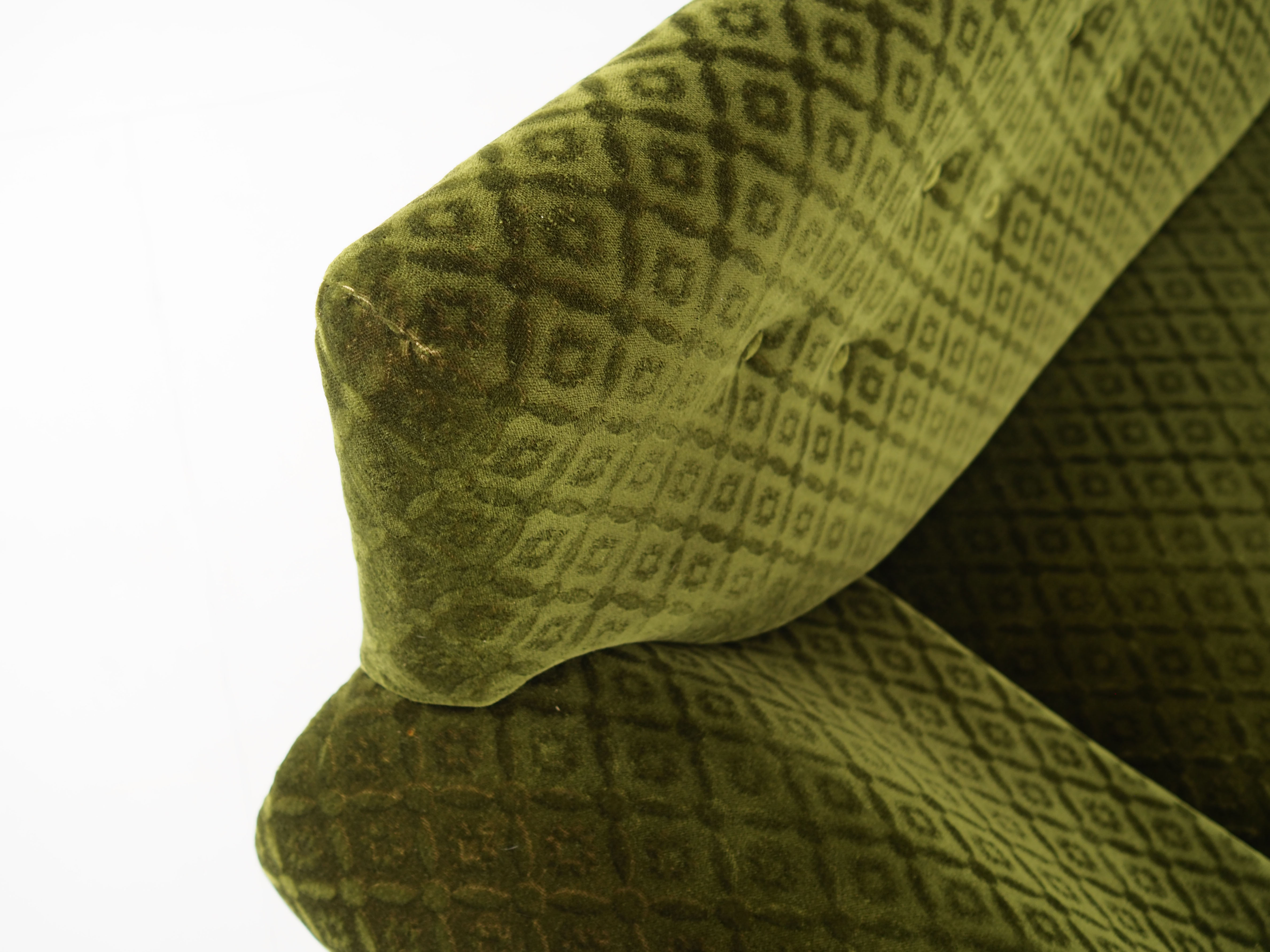 Antique sofa-bed in green colour