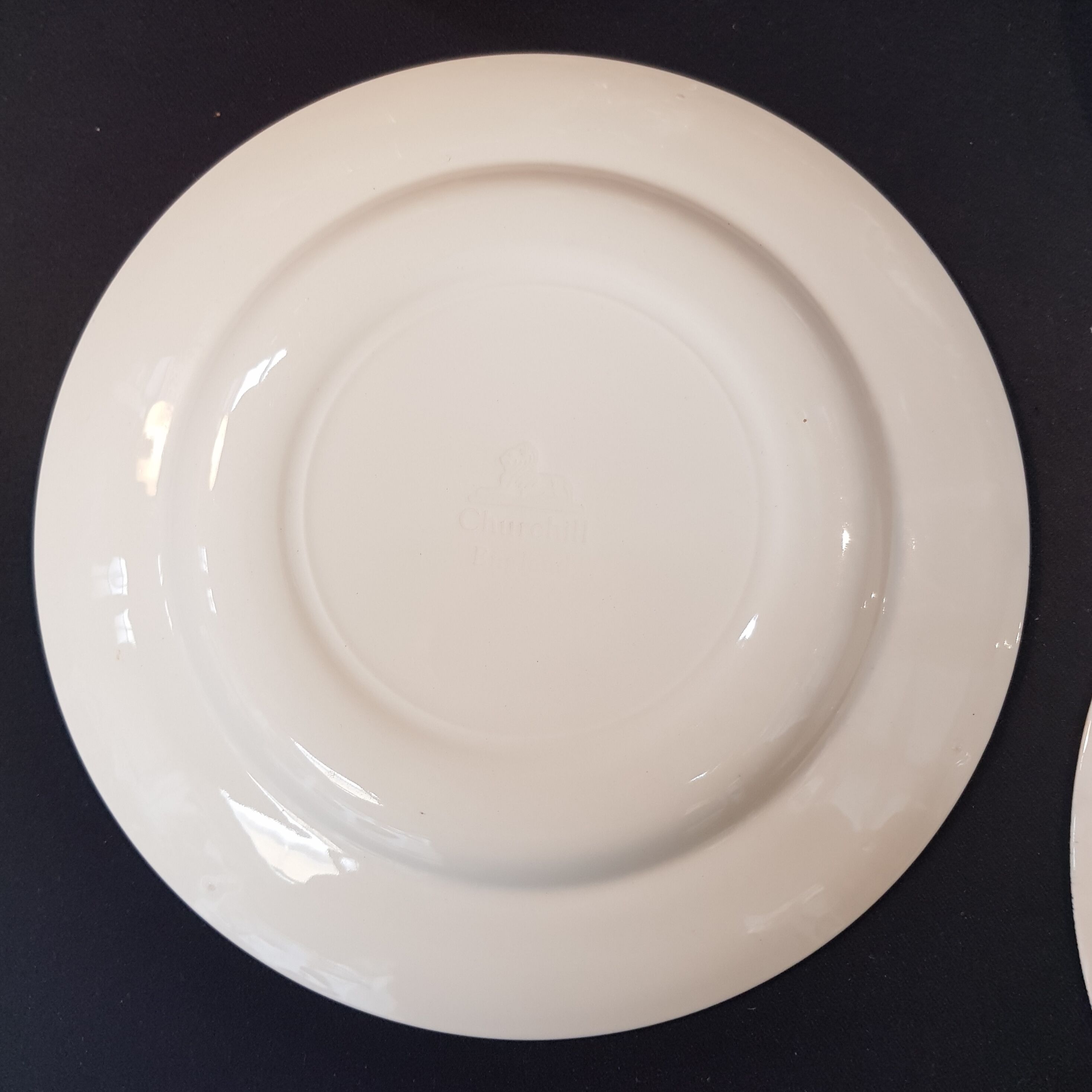 5 Churchill dessert plates