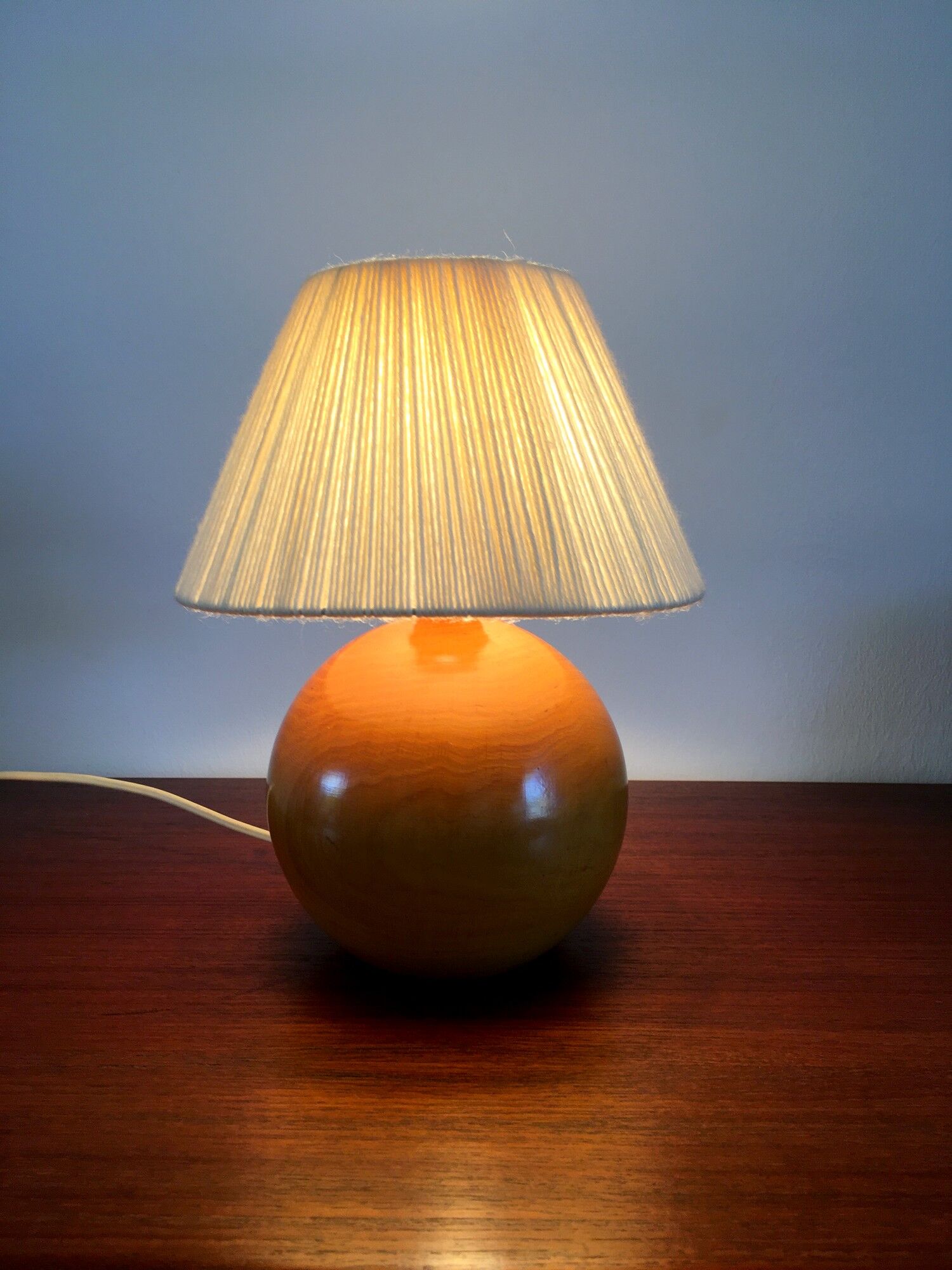 Vintage lamp in solid elm lampshade in wool 70s