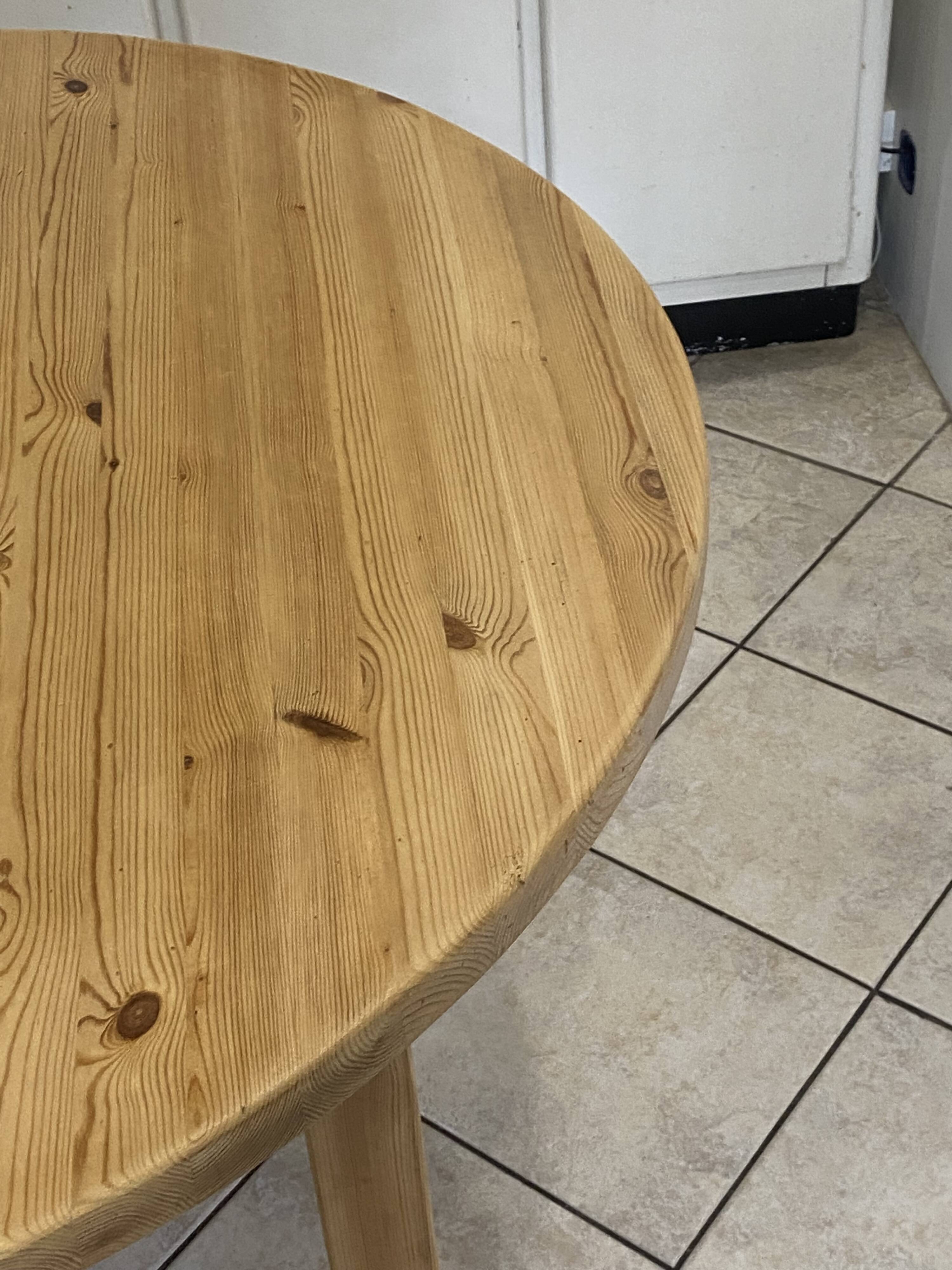 Round table 117cm extendable with a solid pine extension, vintage from the 1970s.