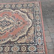 Mid-20th century carpet