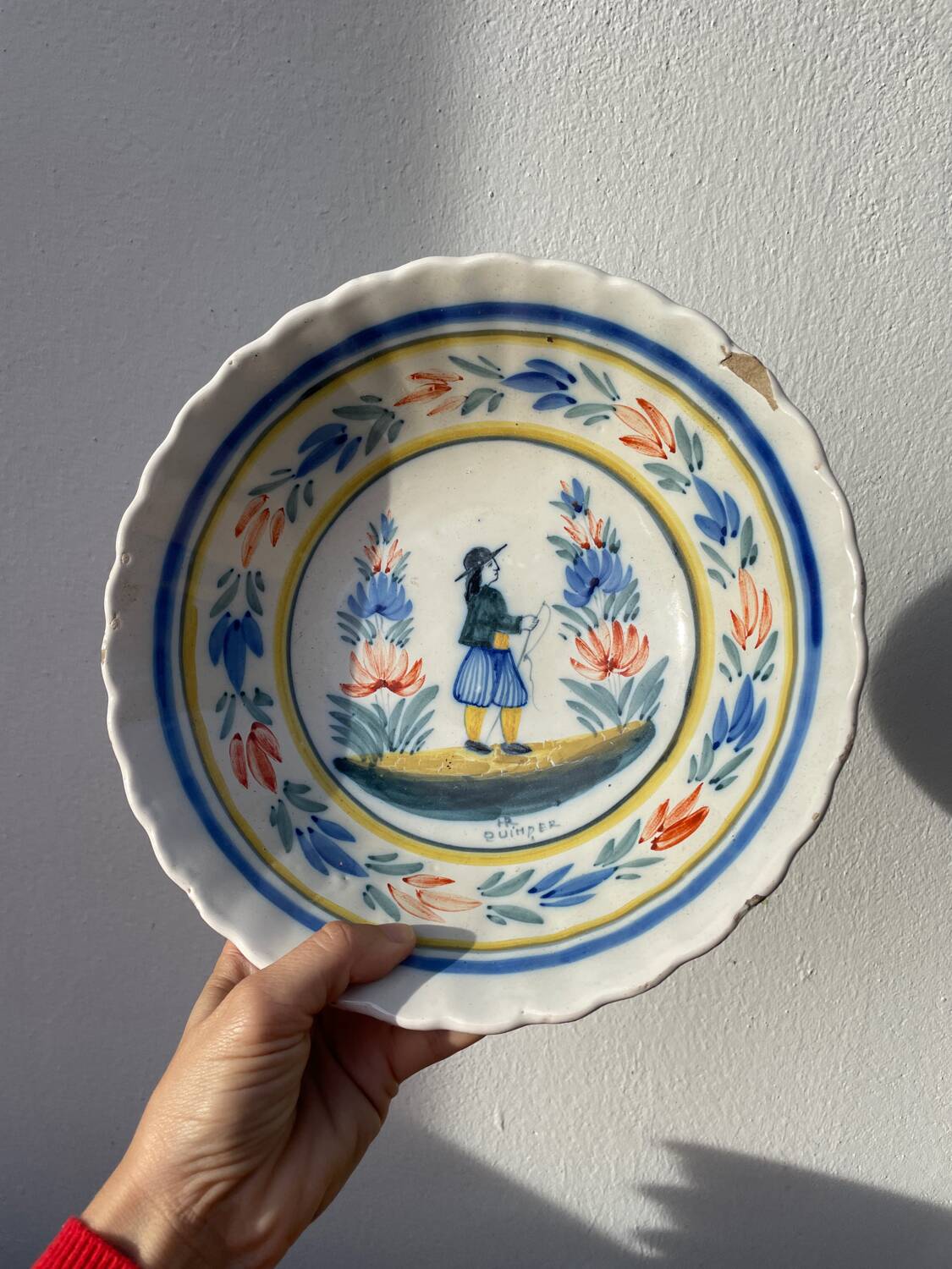 Quimper ceramic hanging collector's salad bowl