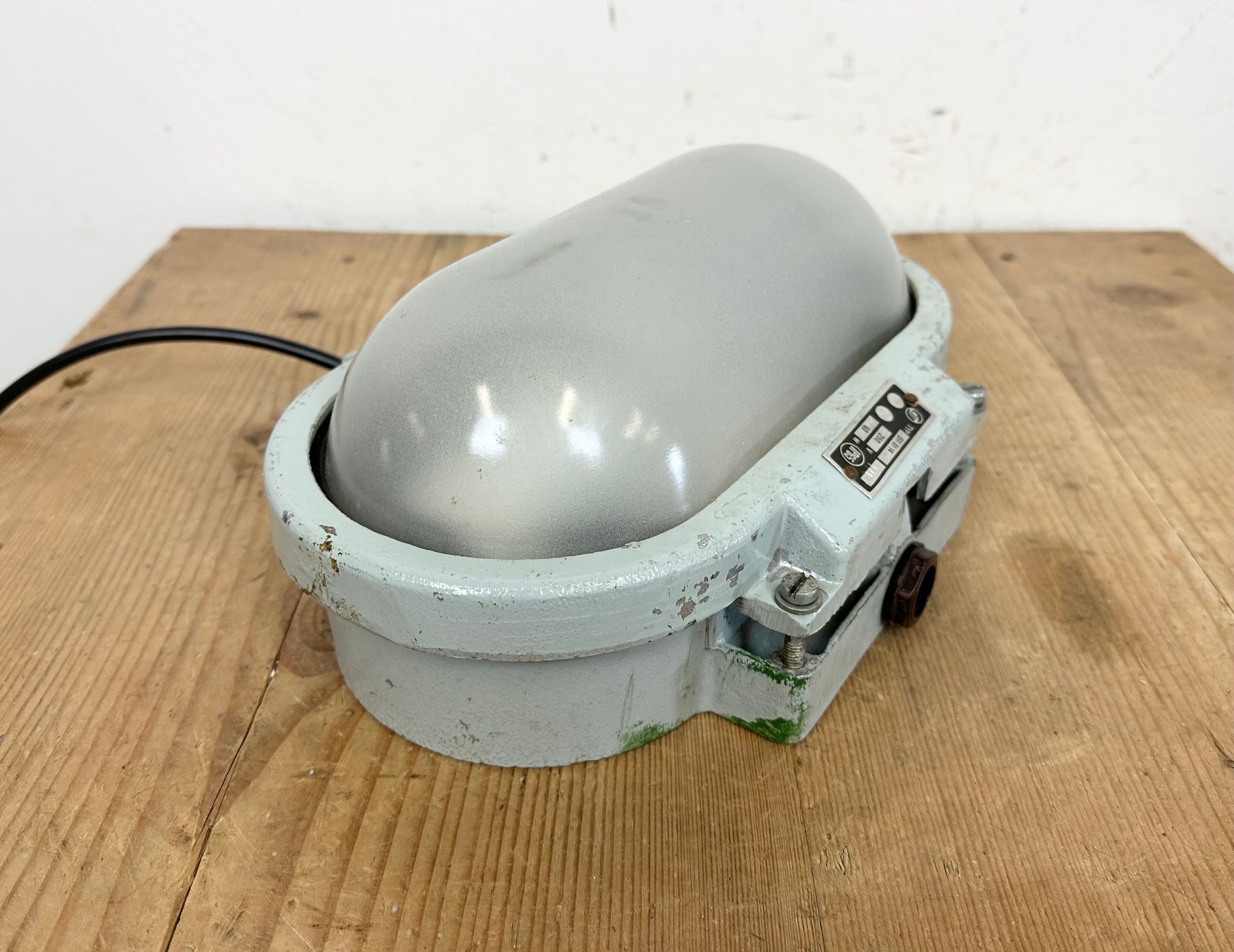 Industrial Cast Aluminium Wall Light with Milk Glass from Elektrosvit, 1970s