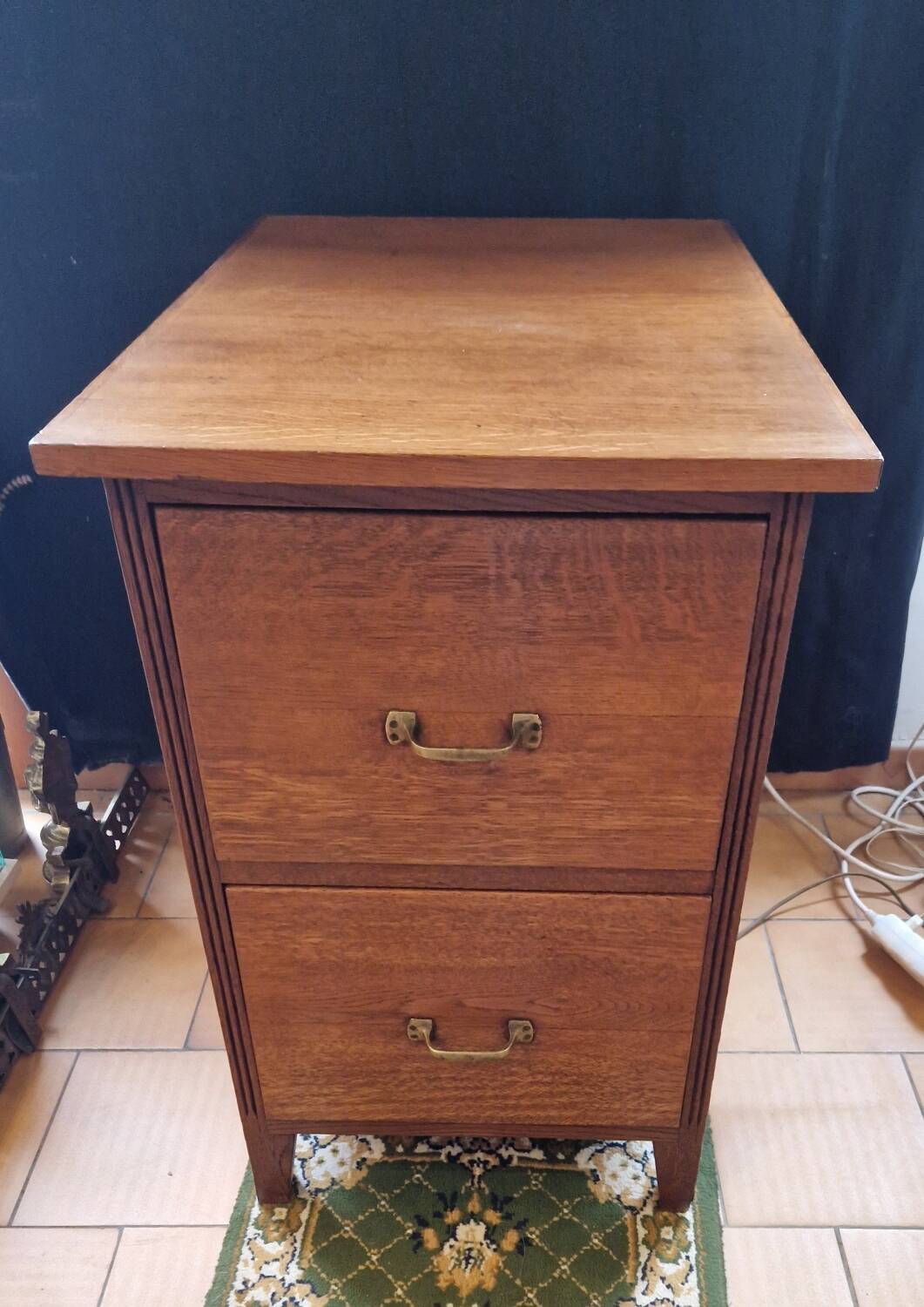 Architect's cabinet with 2 drawers