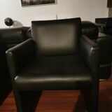 6 faux leather chairs on wheels