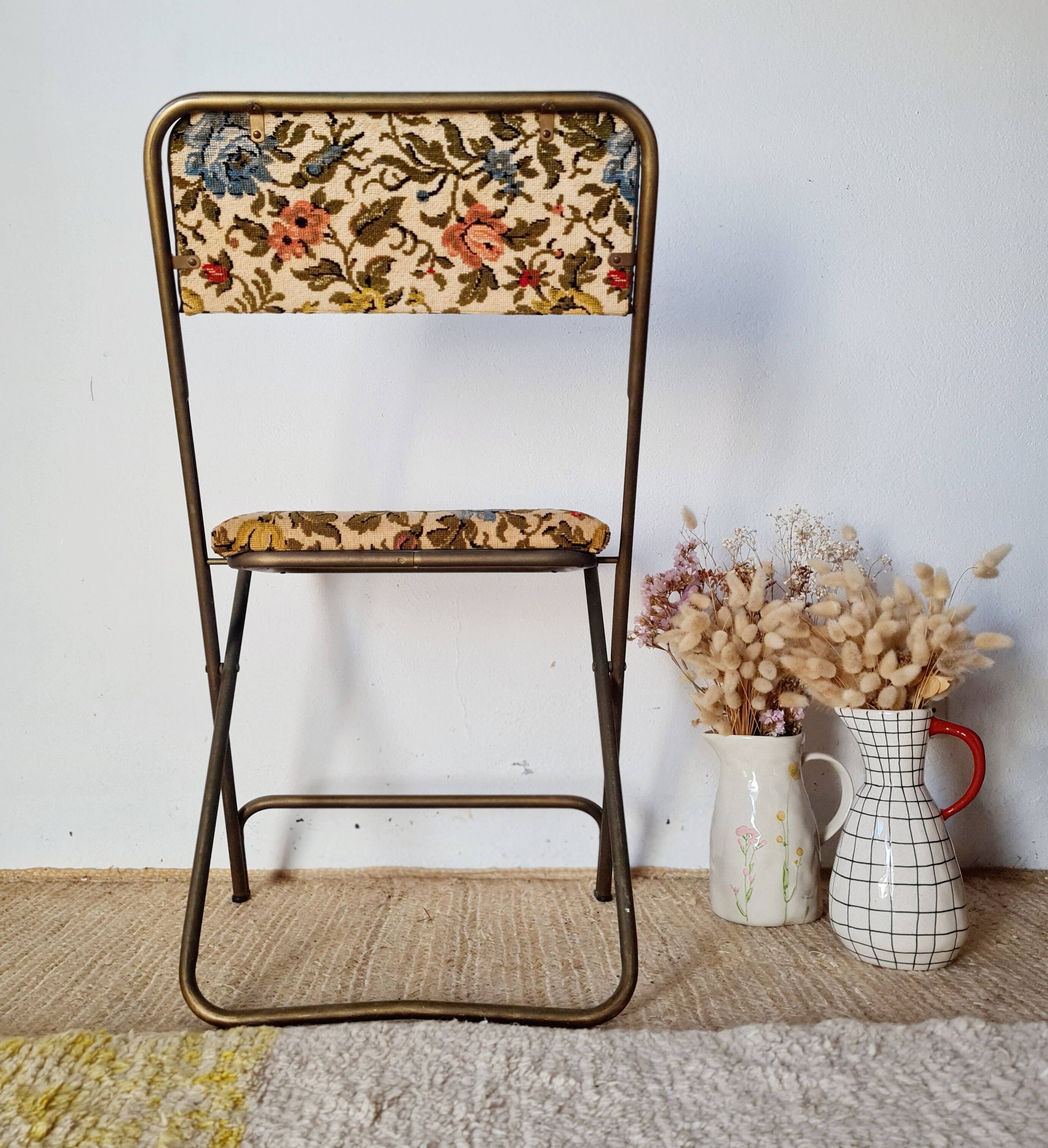 Chaise pliante vintage Lafuma modèle "Chantazur" à motif fleuri