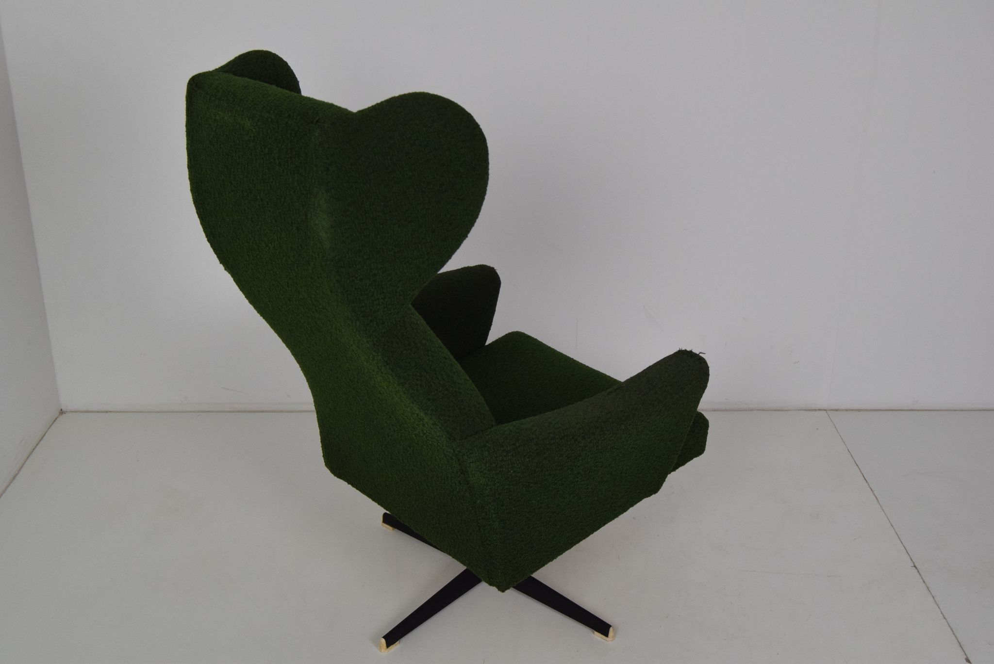 Swivel Armchair in the middle  of the century,1970's.