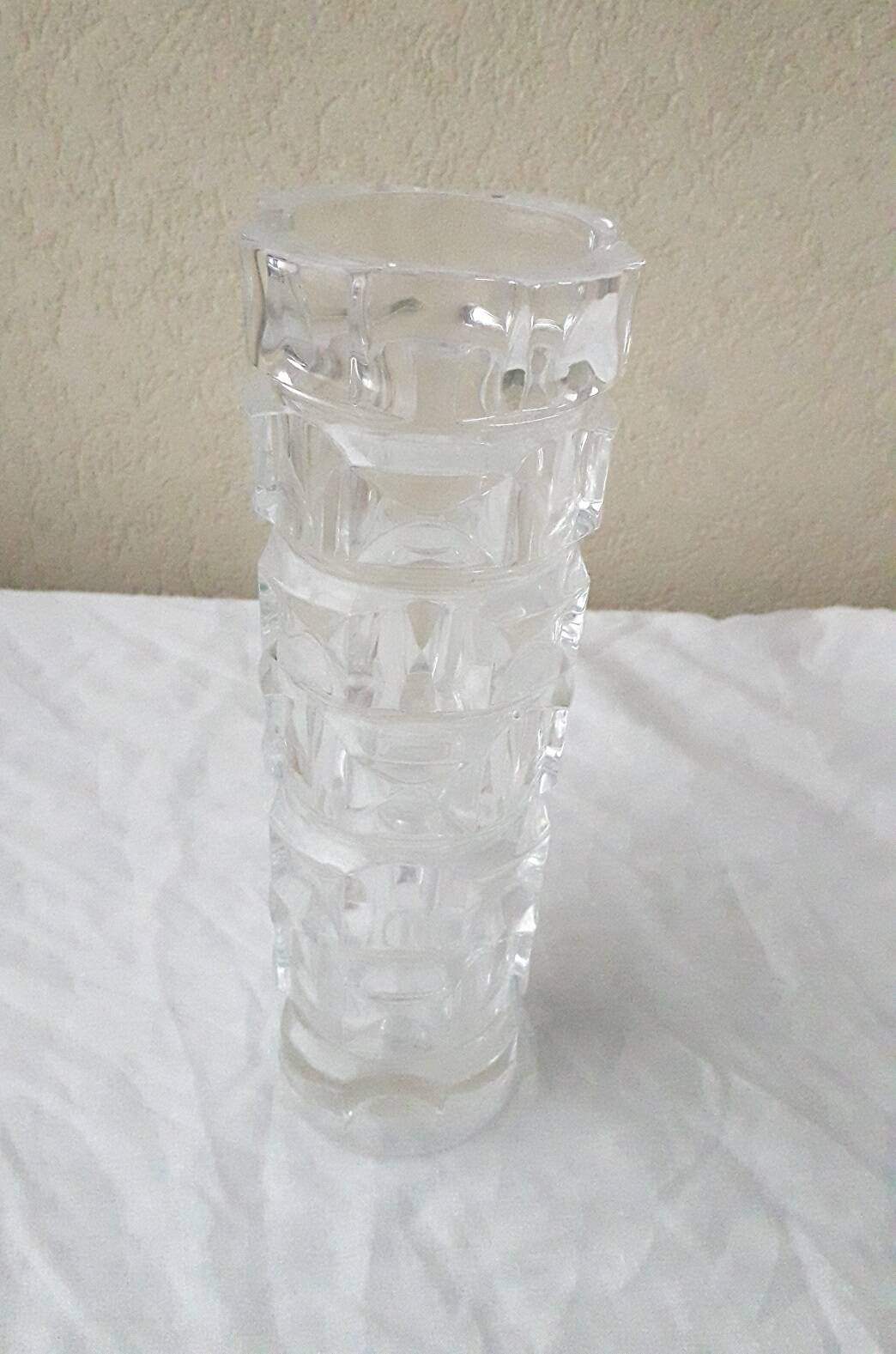 Glass vase