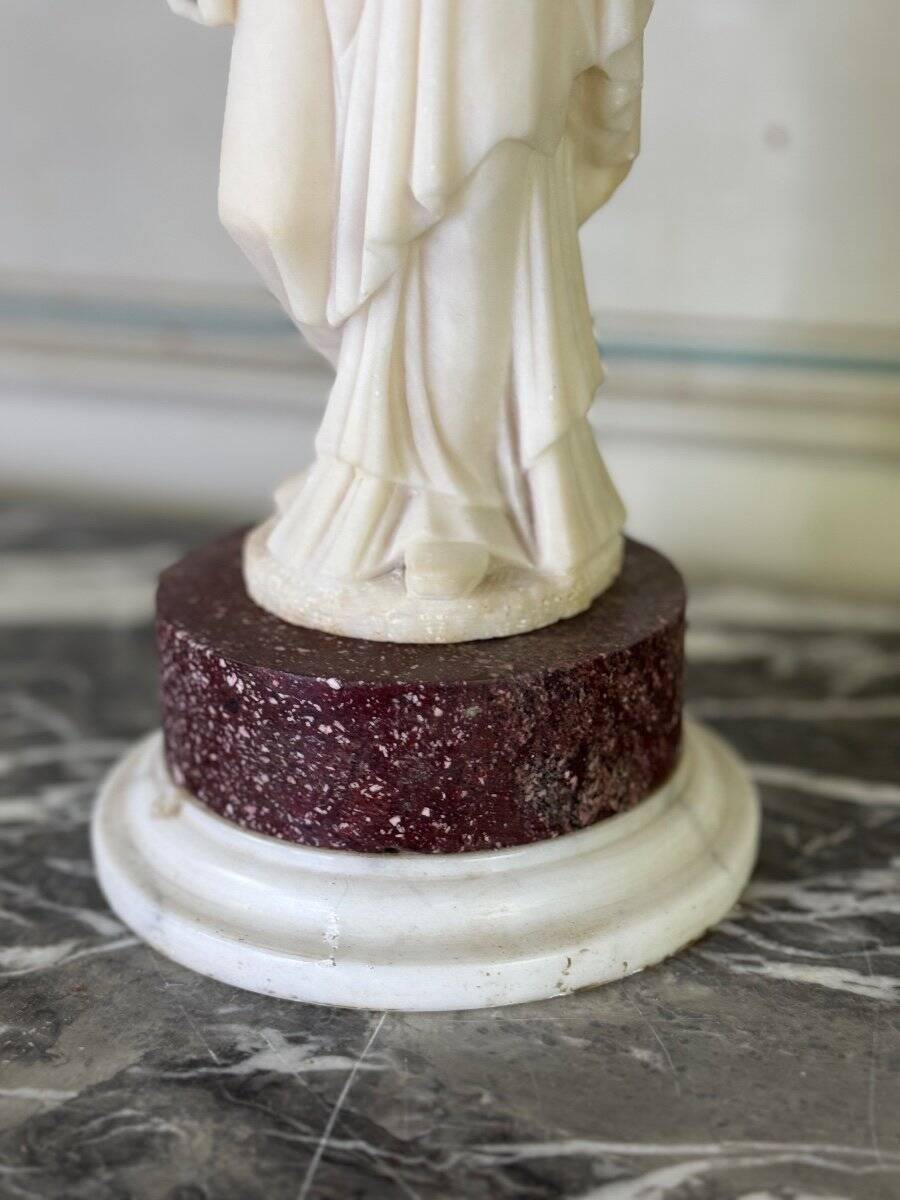 Alabaster sculpture, lady with a mask in the antique style, 19th century