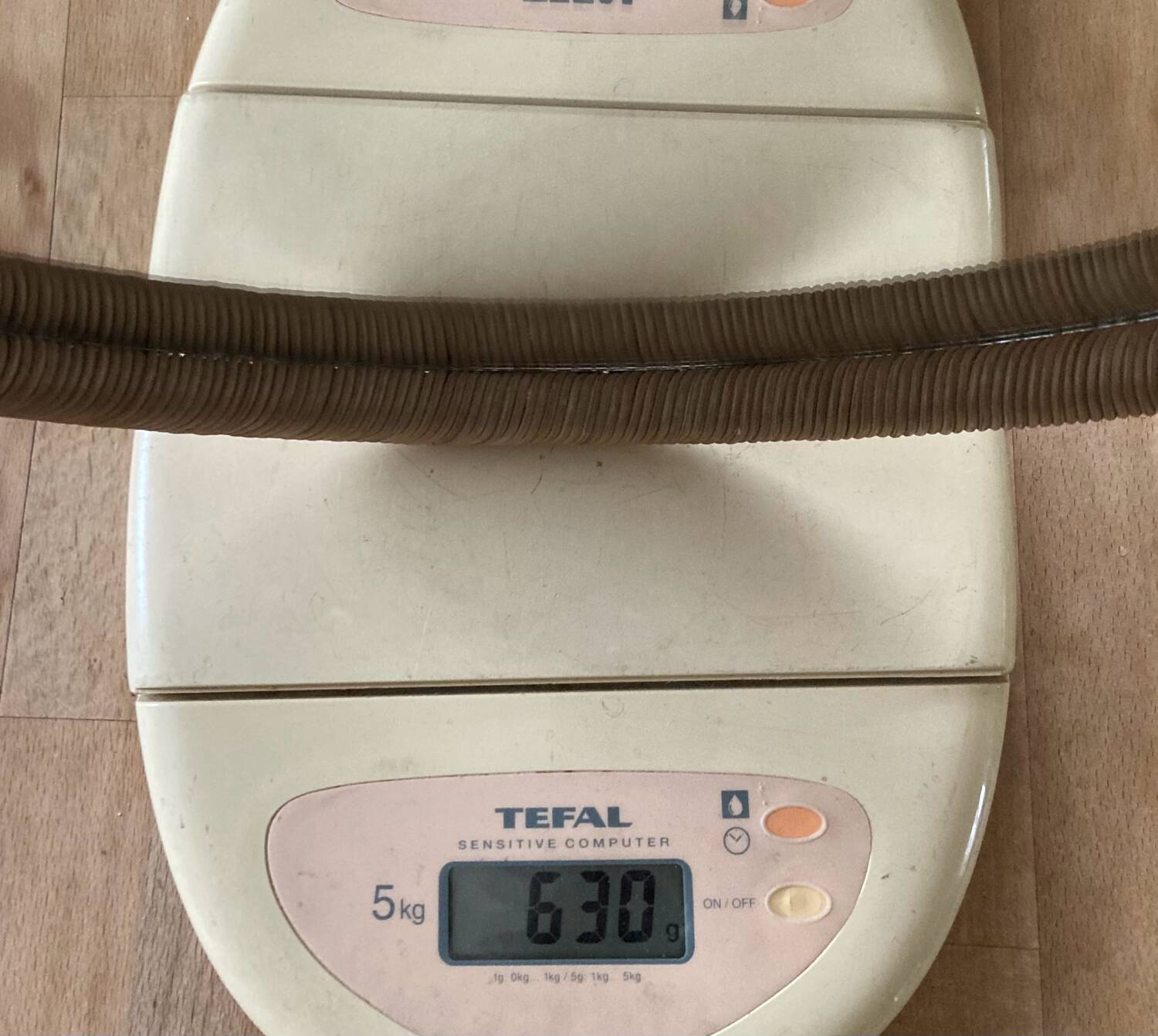 Vintage Round Rattan Wall Mirror 1990s