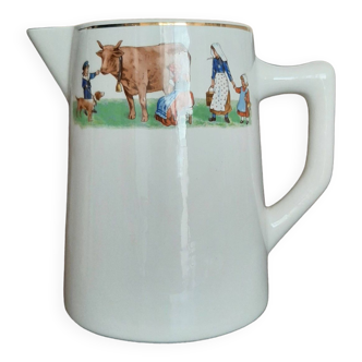 Milk pitcher