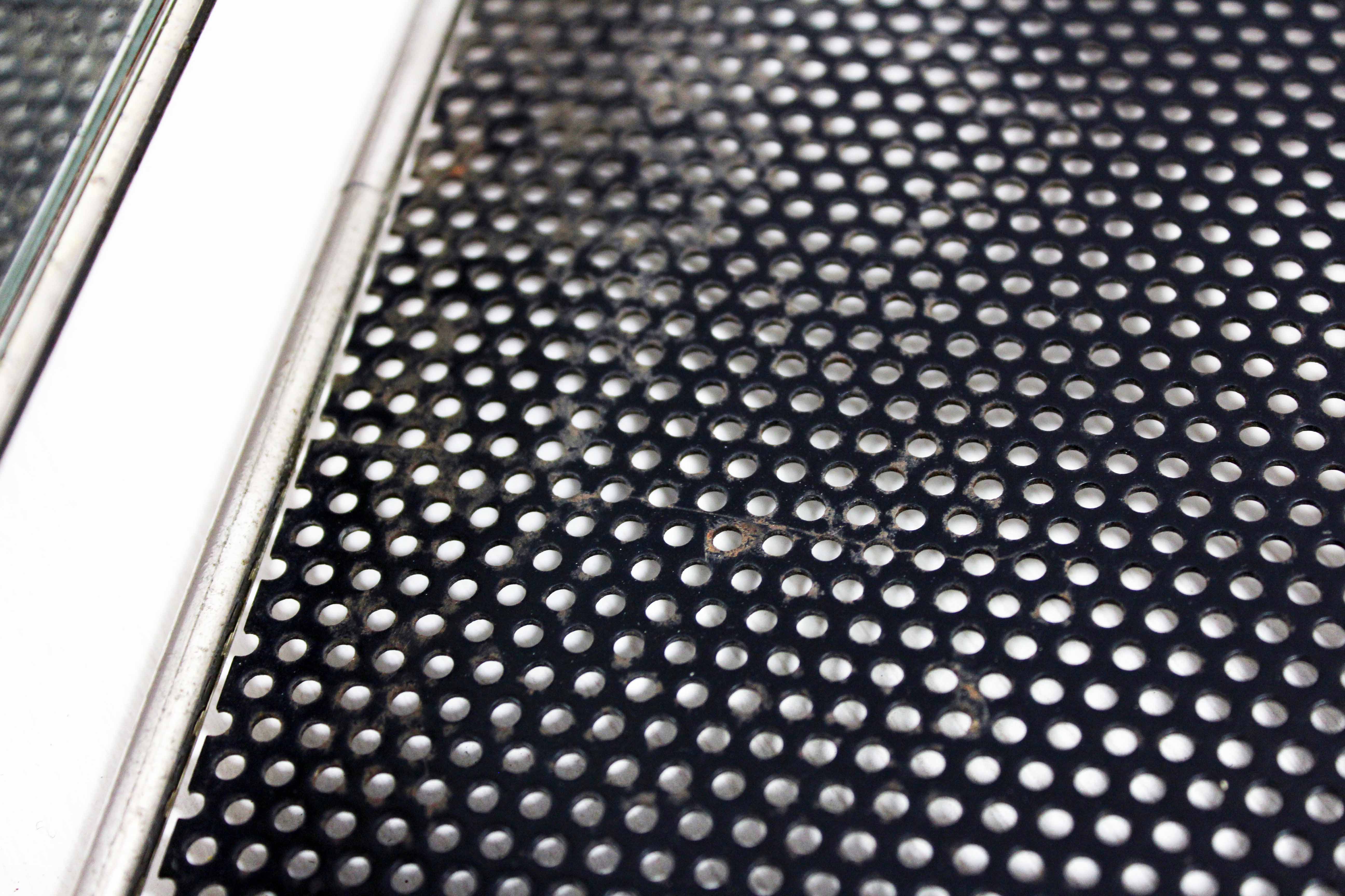 Wall-mounted barber mirror