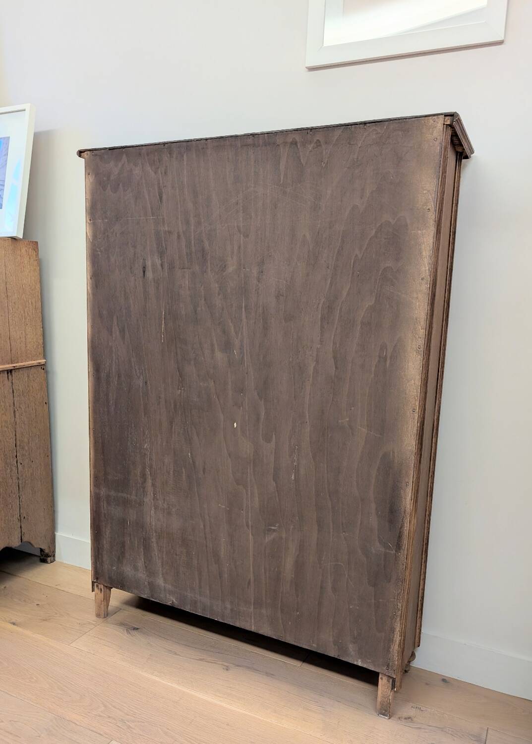 Retro chic wooden shelf