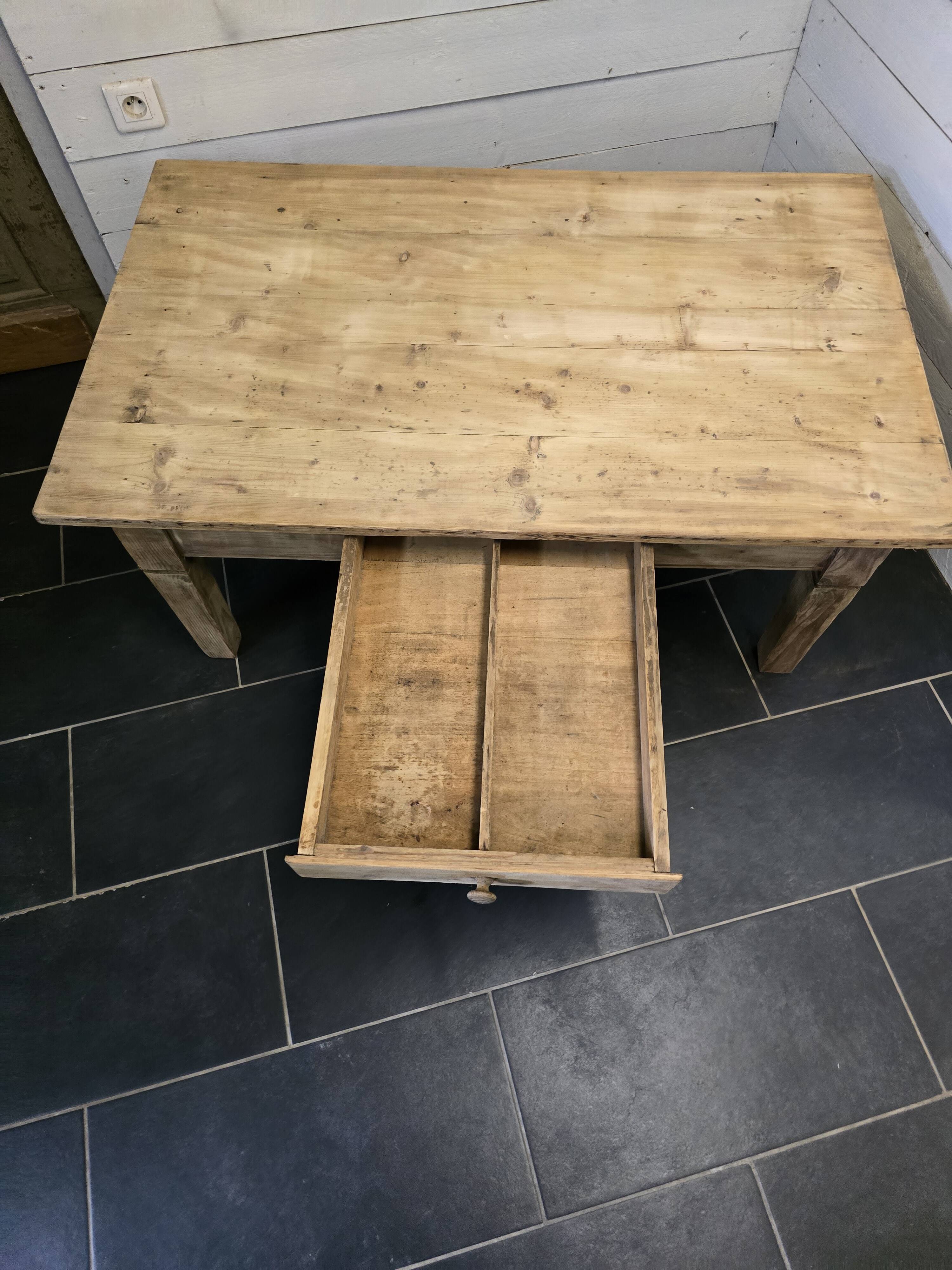 Old fir coffee table with a drawer