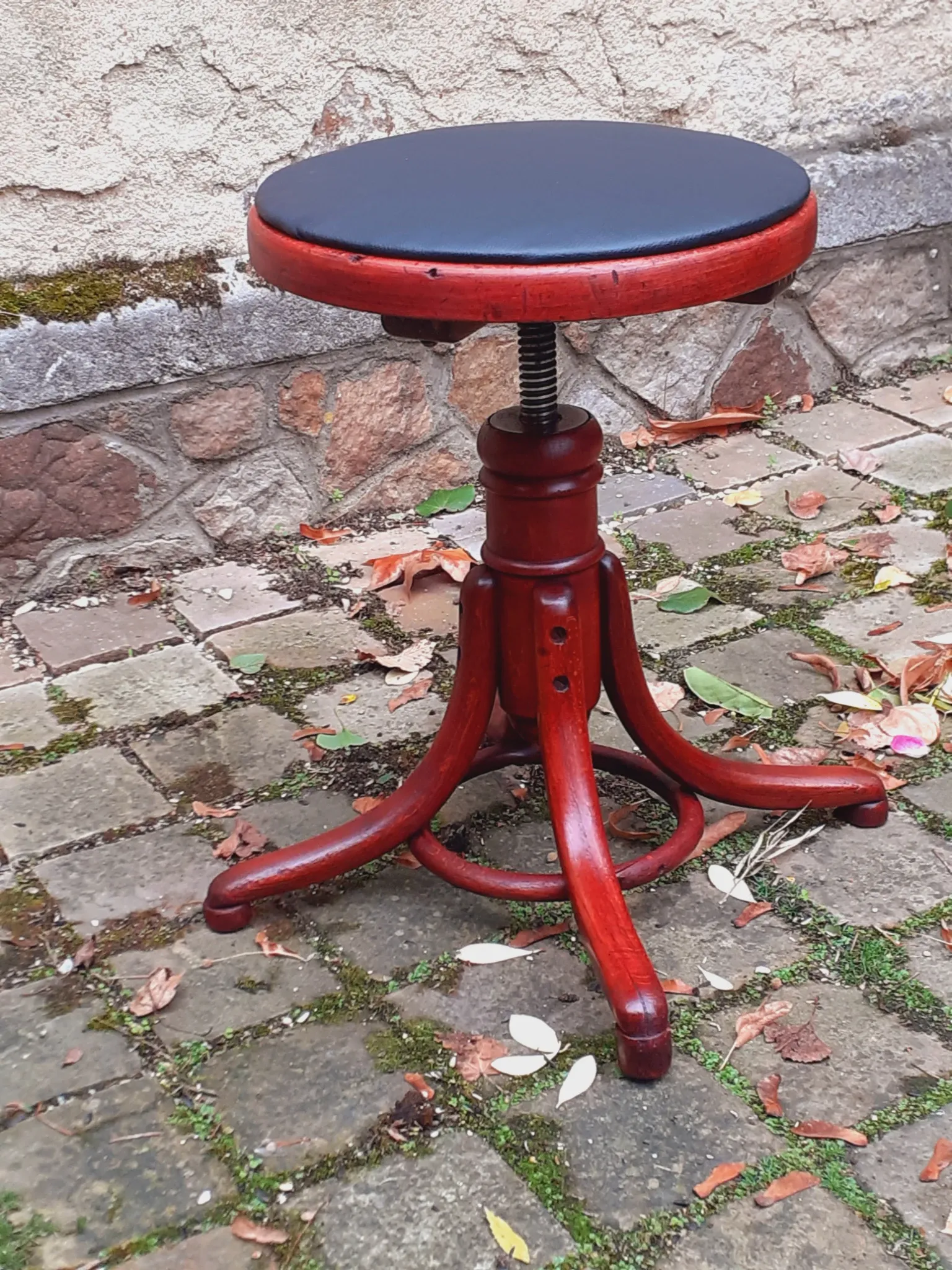 Swivel stool Thonet late 19th century