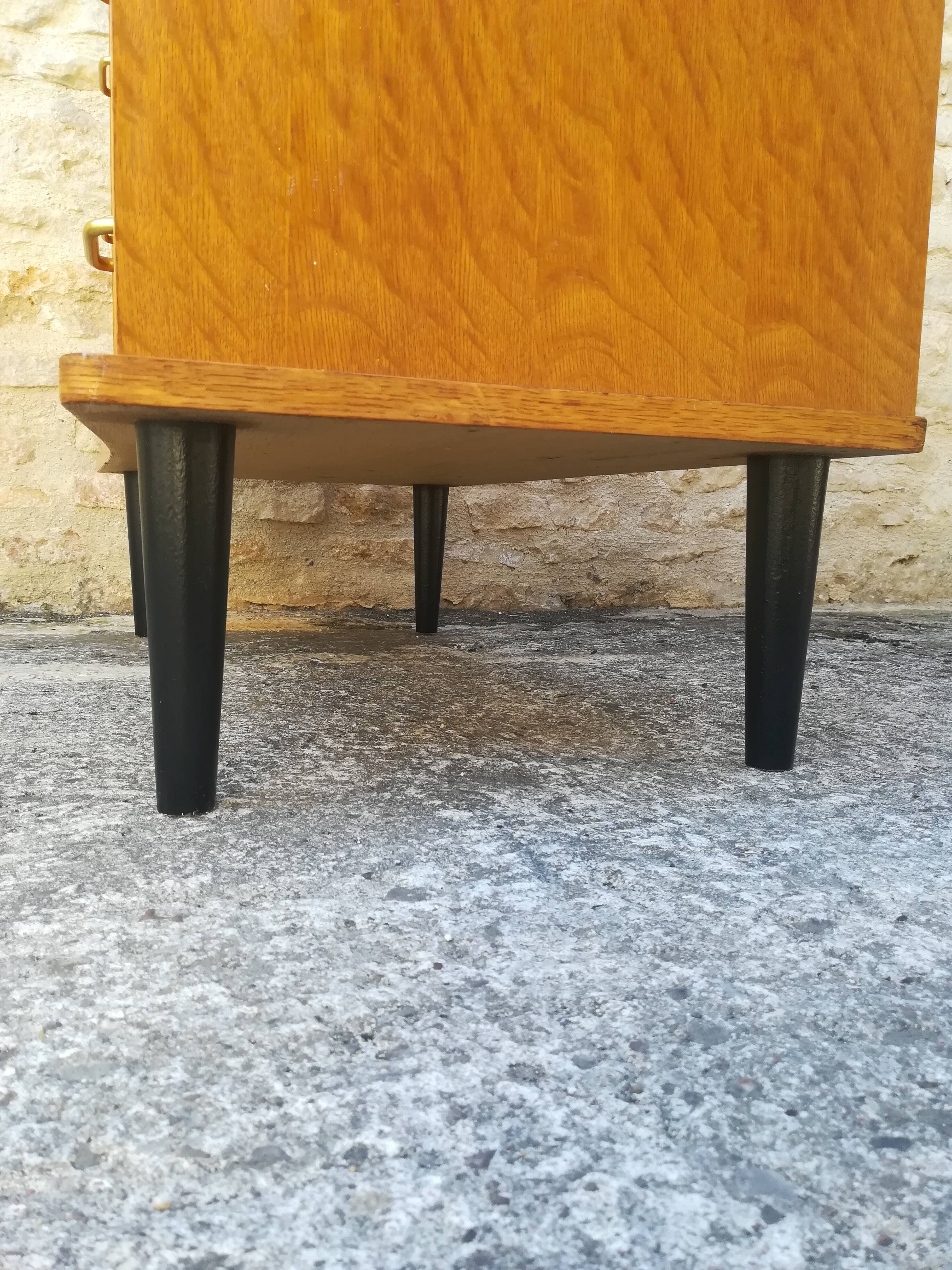 Vintage chest of drawers with four drawers