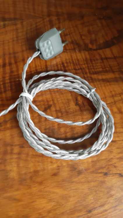 Vintage diabolo lamp