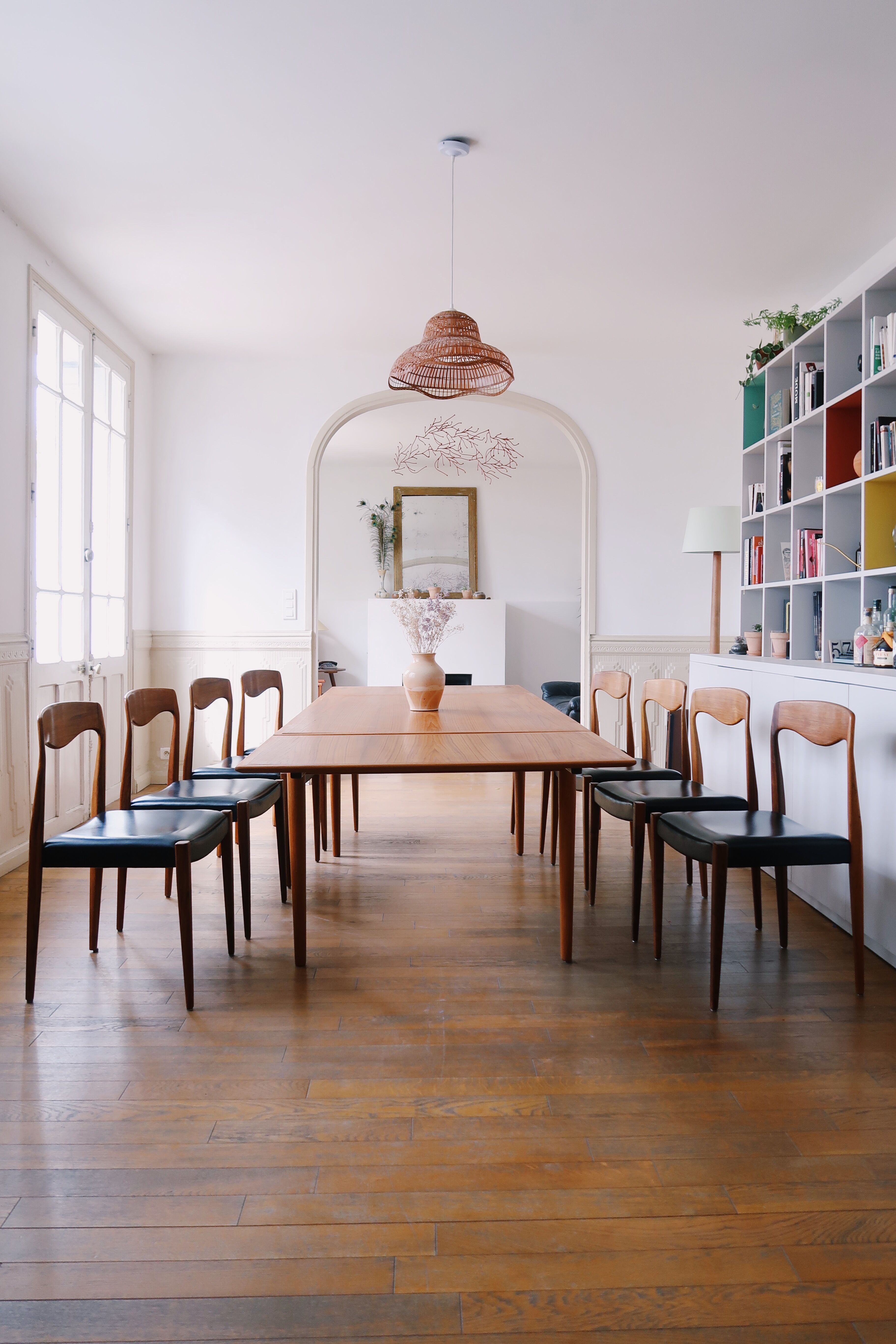Lot de 8 chaises scandinaves palissandre skaï
