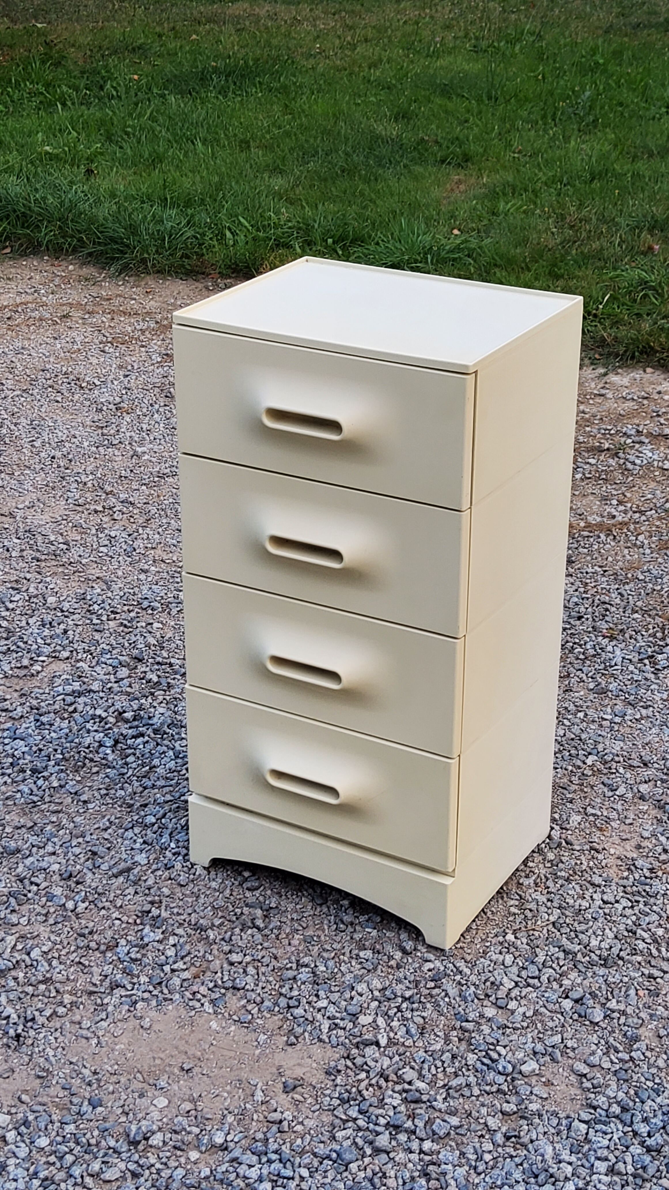 Marc Held chest of drawers in plastic from the 70s