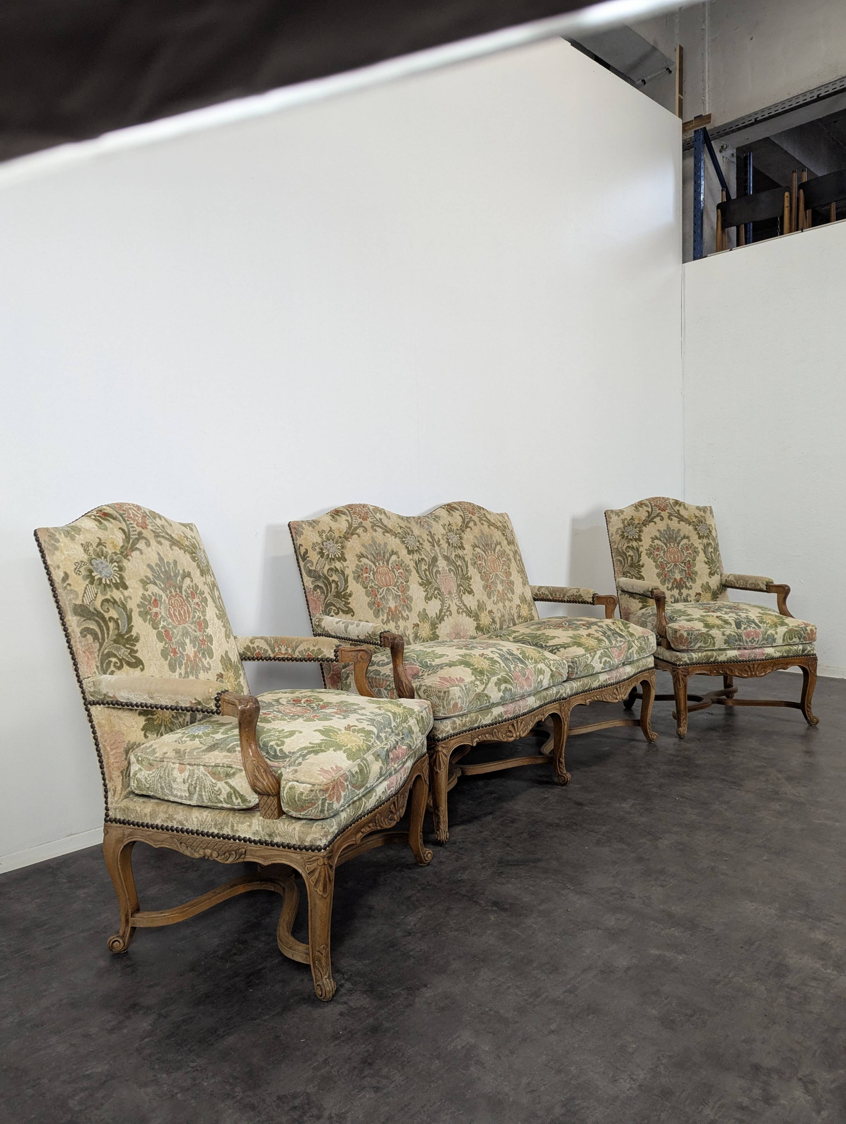 20th century Regency style living room