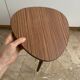 Sellette tripode en formica vintage