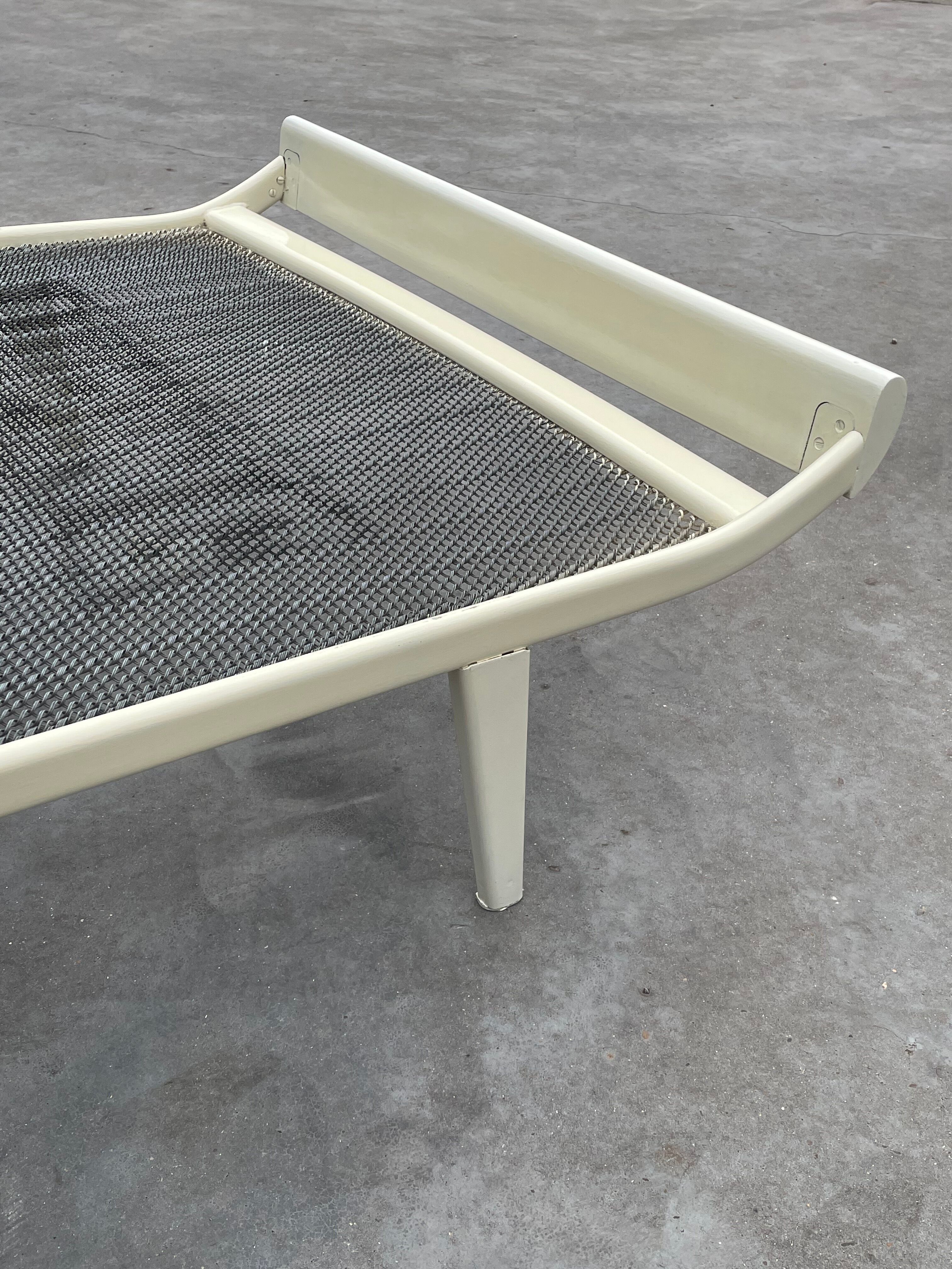 Vintage daybed Auping Cleopatra design by Dick Cordemeyer