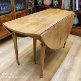 6-foot round table