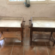 Paire de tables de toilette