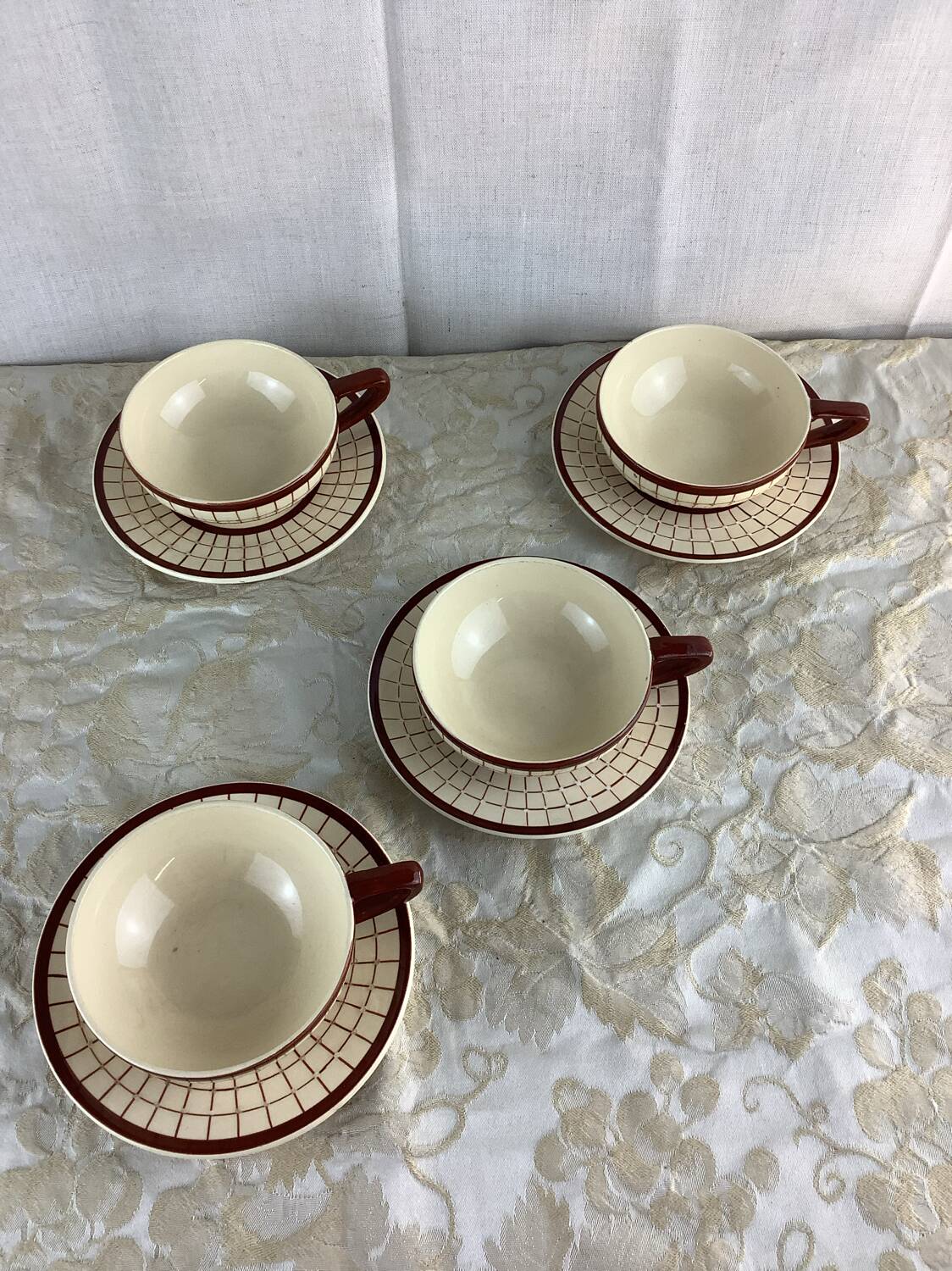 Longchamp Antique Cups & Saucers