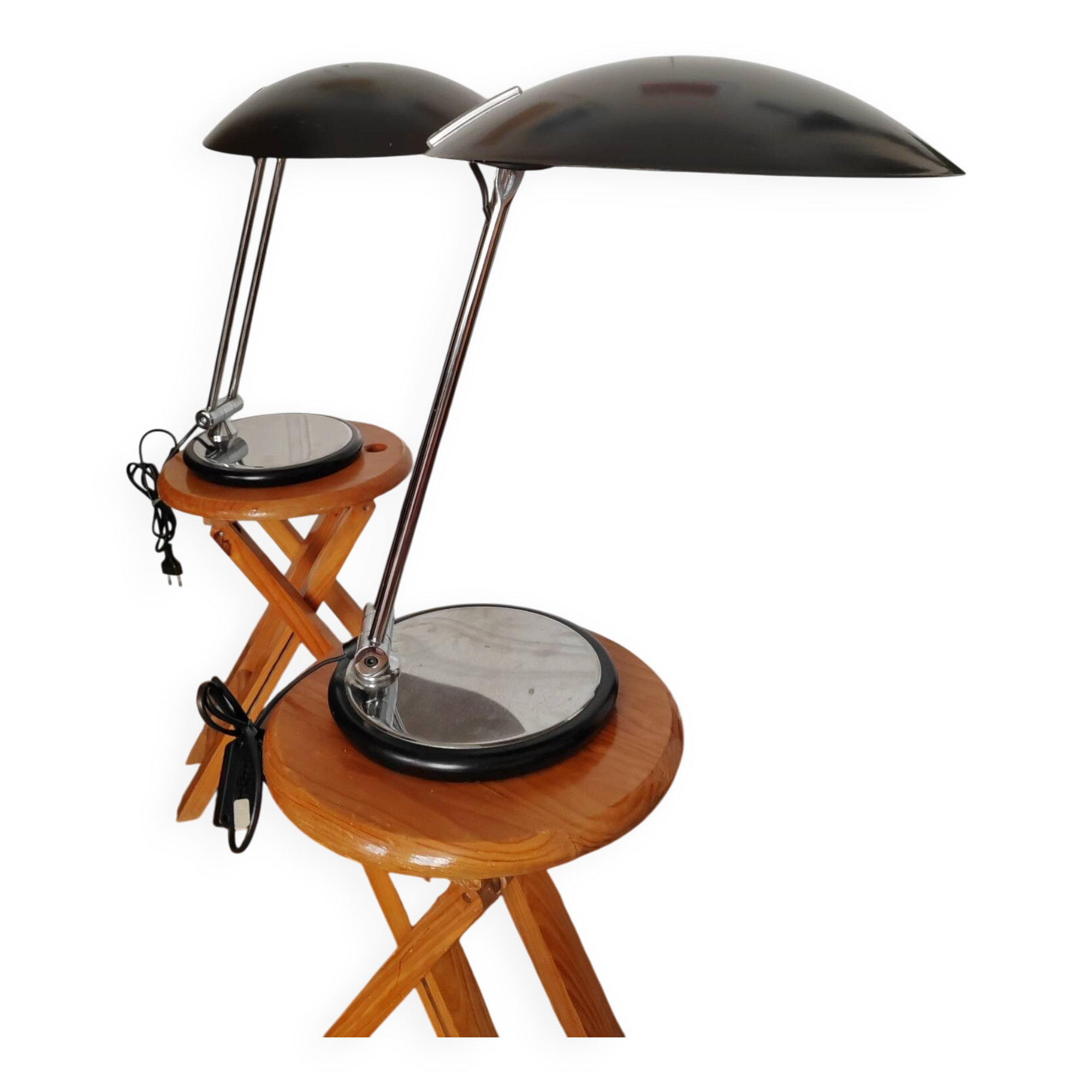 Paire de lampes soucoupe aluminor