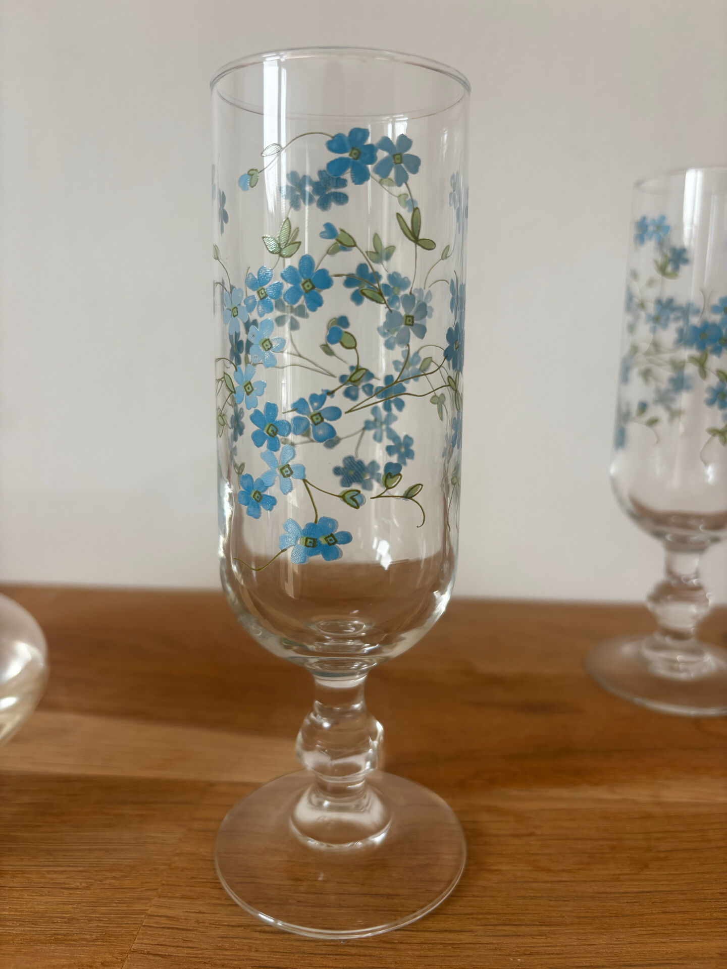 Vintage lot de 4 flûtes Arcopal véronica myosotis