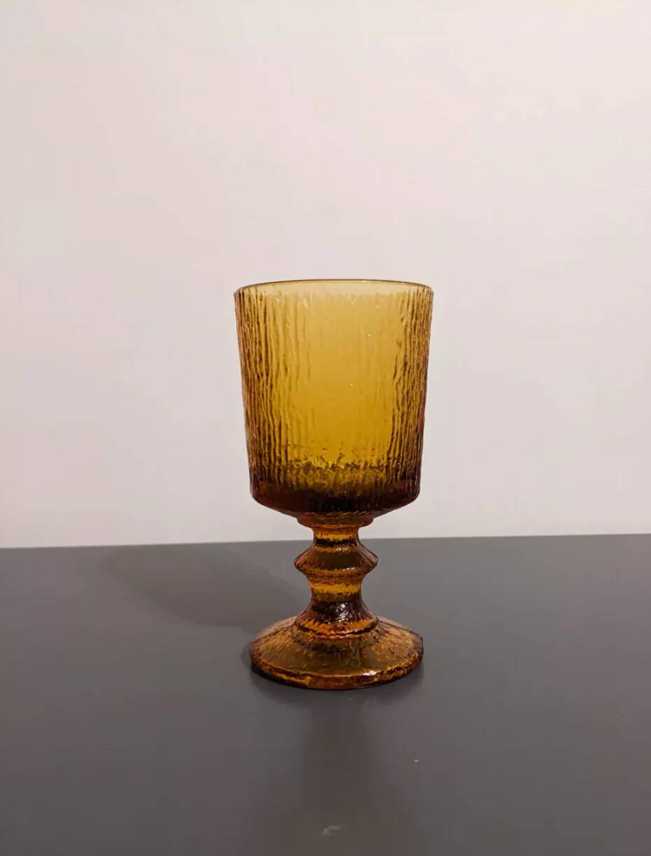 Set of 11 orange glasses