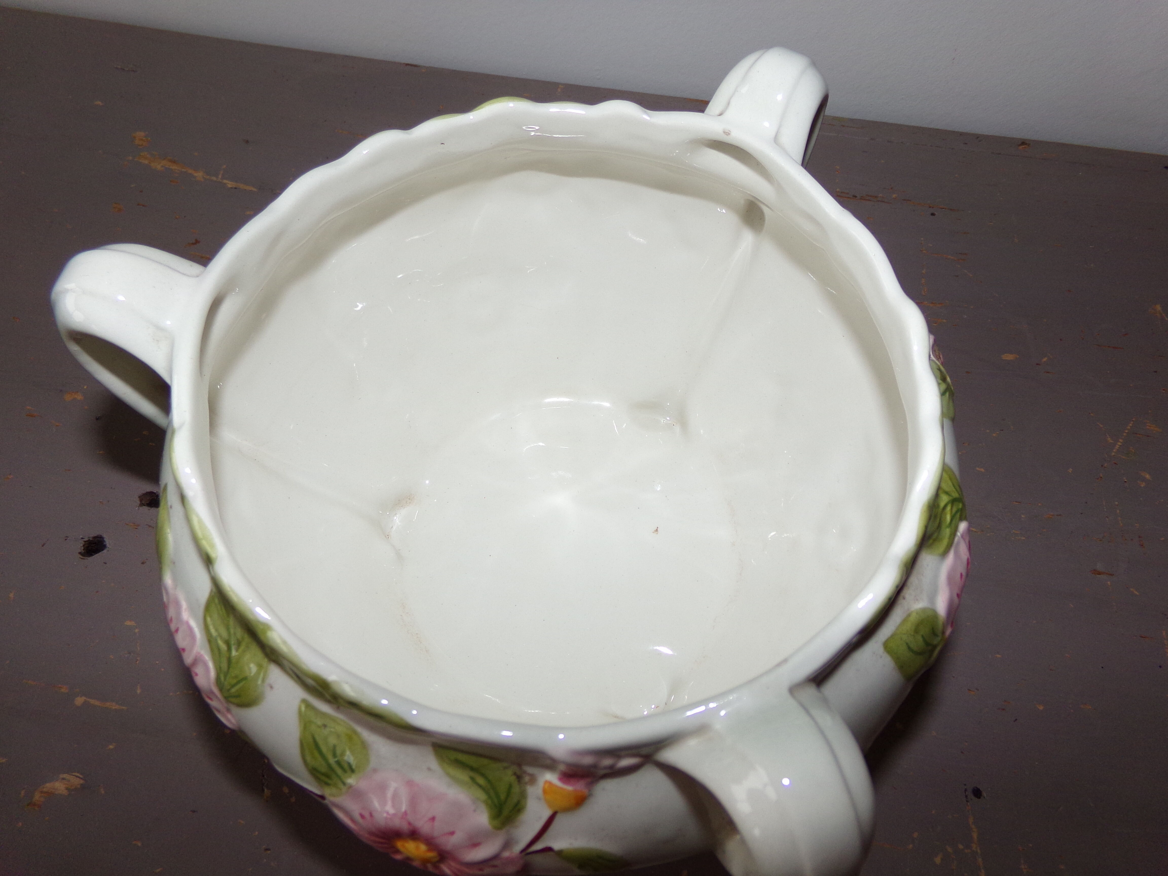 Planter cover in slurry small model