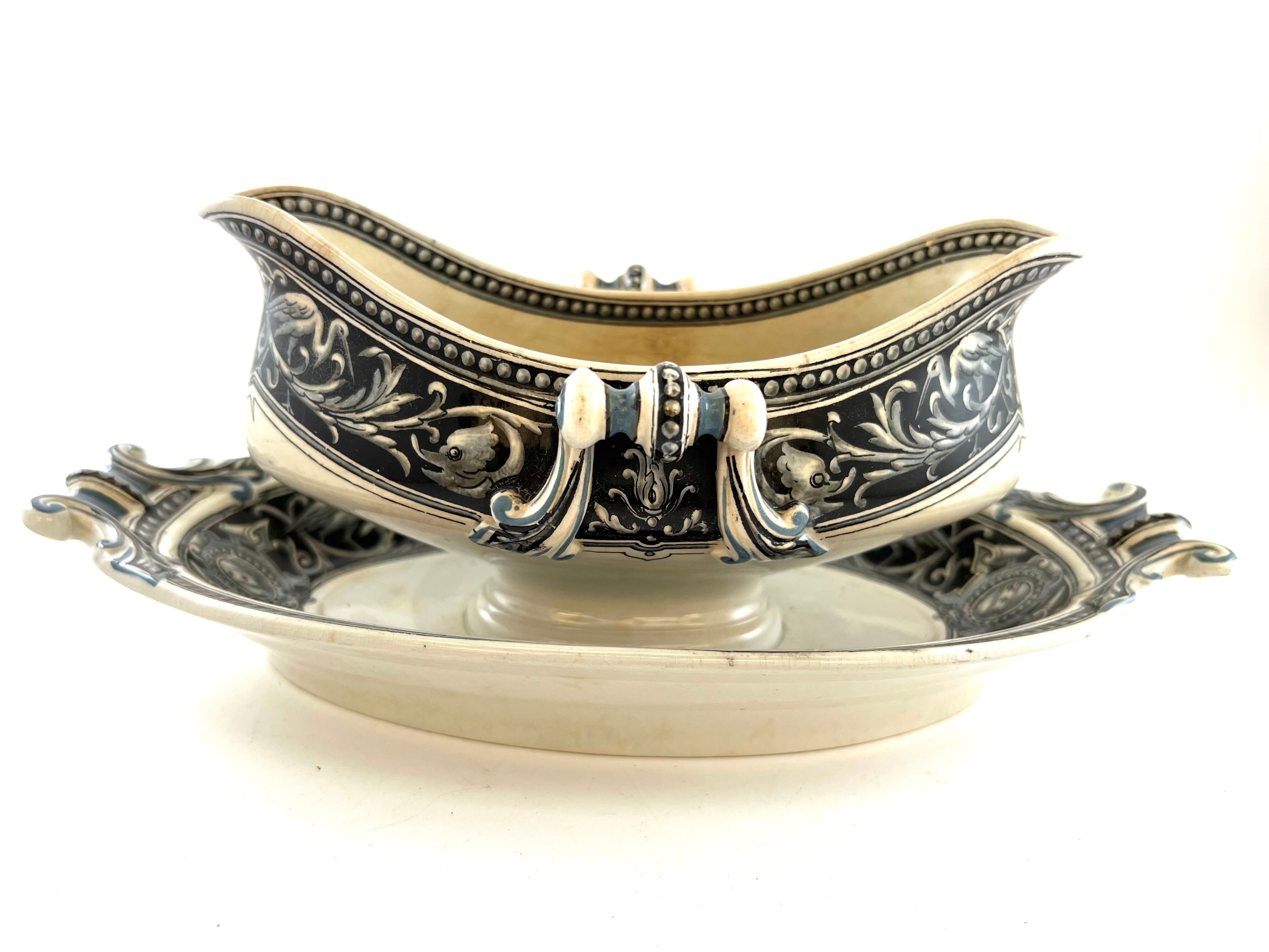 Sauce boat Sarreguemines Lorraine black and white stork décor