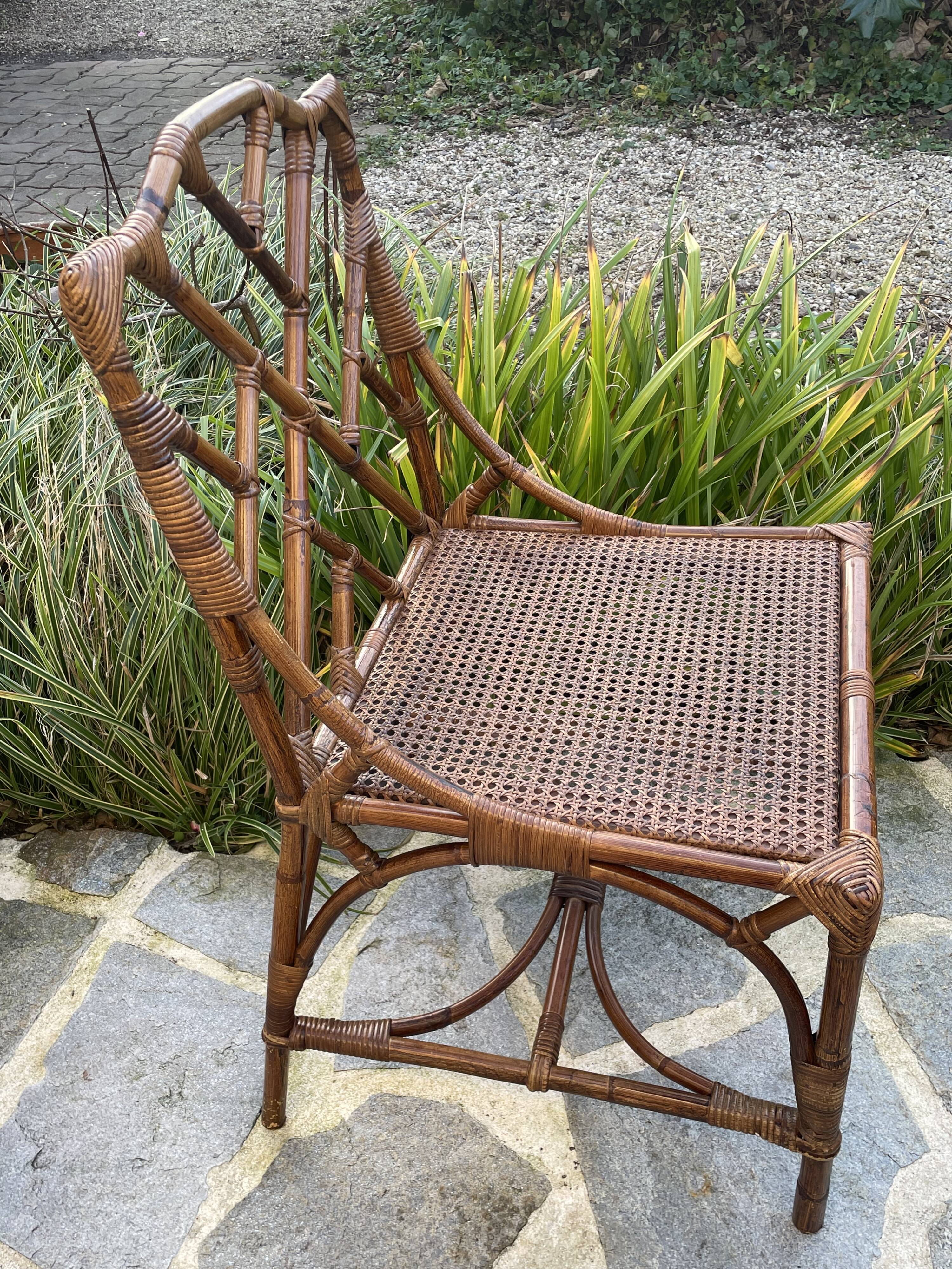 Salle à manger en rotin et bambou