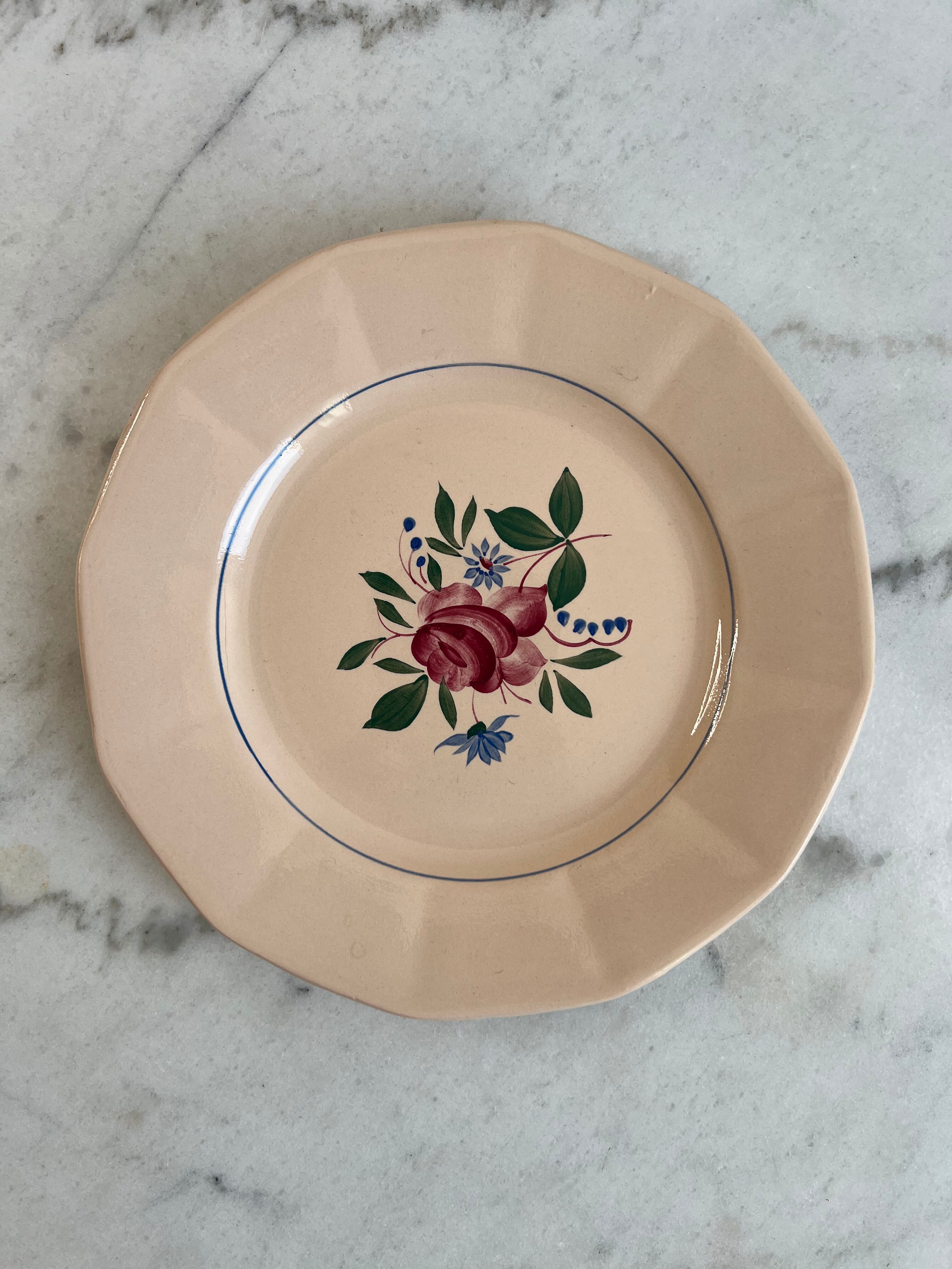 Hand-painted plate from Sarreguemines and Digoin